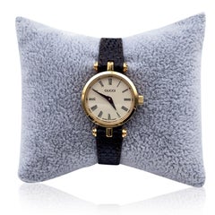 Gucci Vintage Gold Enamel Stainless Steel GG Logo Watch Leather Strap