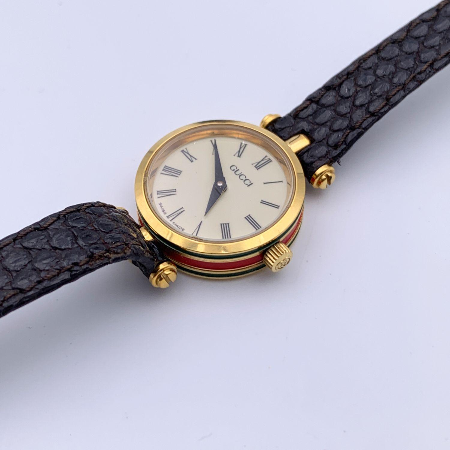 Gucci Vintage Gold Enamel Stainless Steel GG Logo Watch Leather Strap In Excellent Condition In Rome, Rome