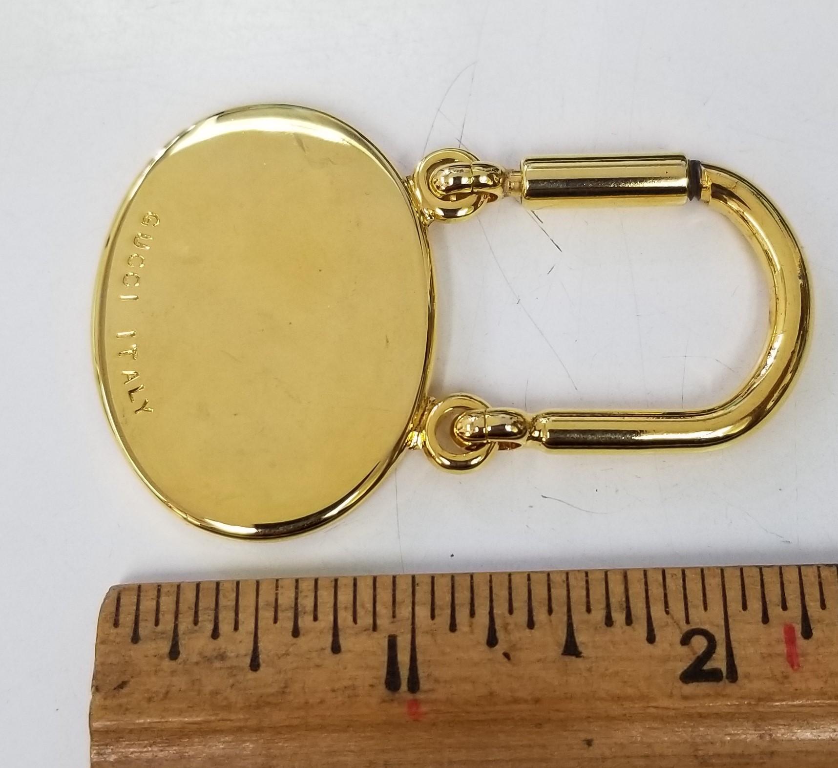 Gucci Vintage Gold Plated Unisex Keychain In Excellent Condition For Sale In Los Angeles, CA