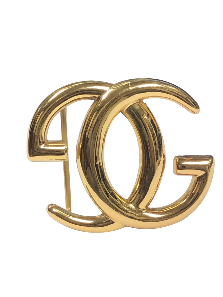 Gucci Vintage Gold Tone GG Logo Large Belt Buckle For Sale at 1stDibs