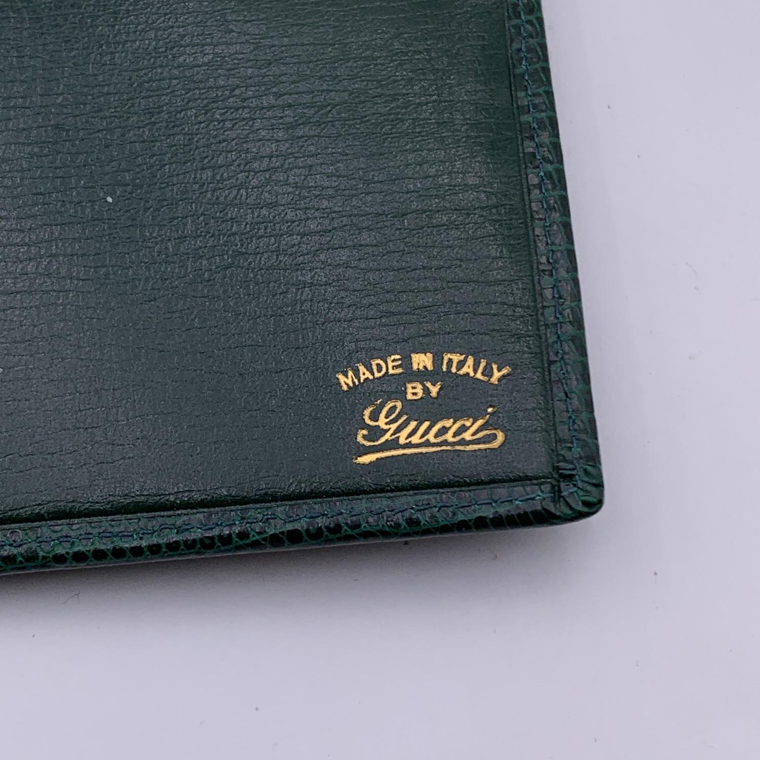 Gucci Vintage Green Leather GG Logo Wallet Coin Purse In Excellent Condition In Rome, Rome