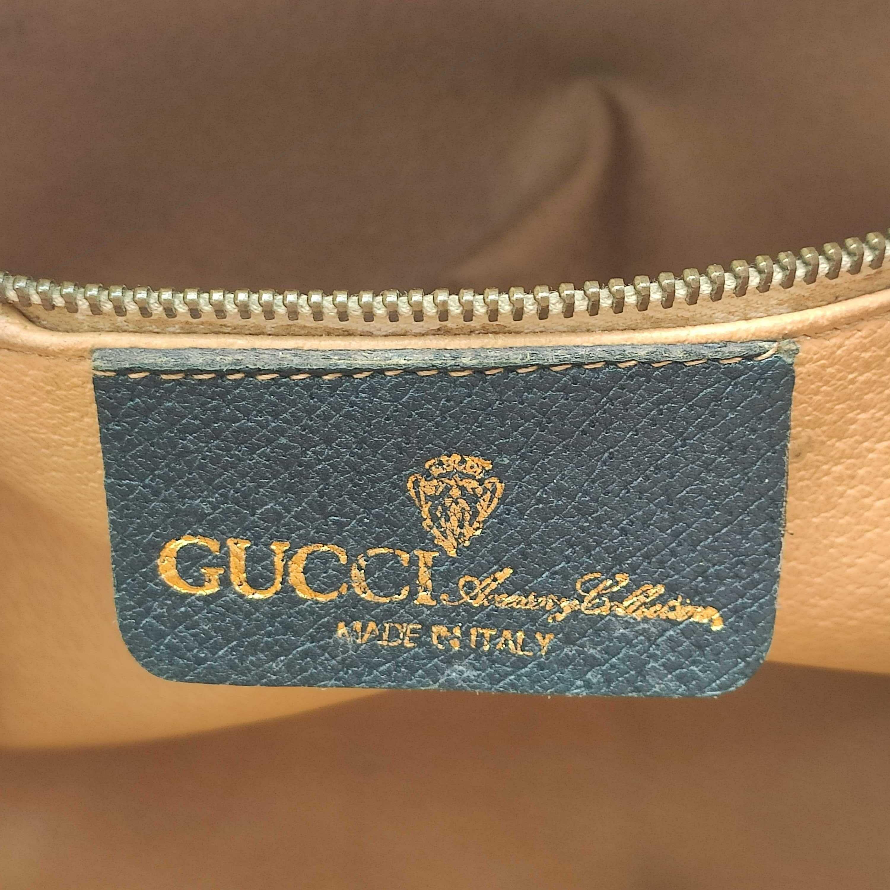 GUCCI Vintage Handtasche aus blauem Segeltuch 1