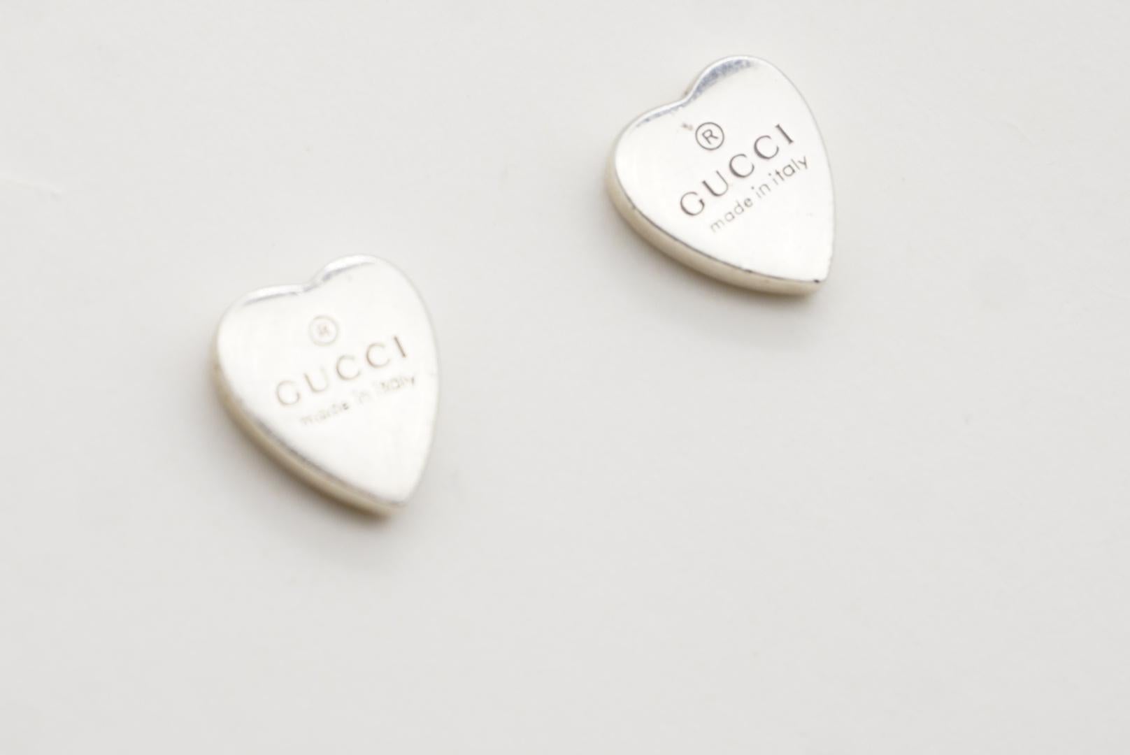 Gucci Vintage Iconic Logo Trademark Herz Liebe durchbohrt Ohrringe Sterling Silber im Angebot 4