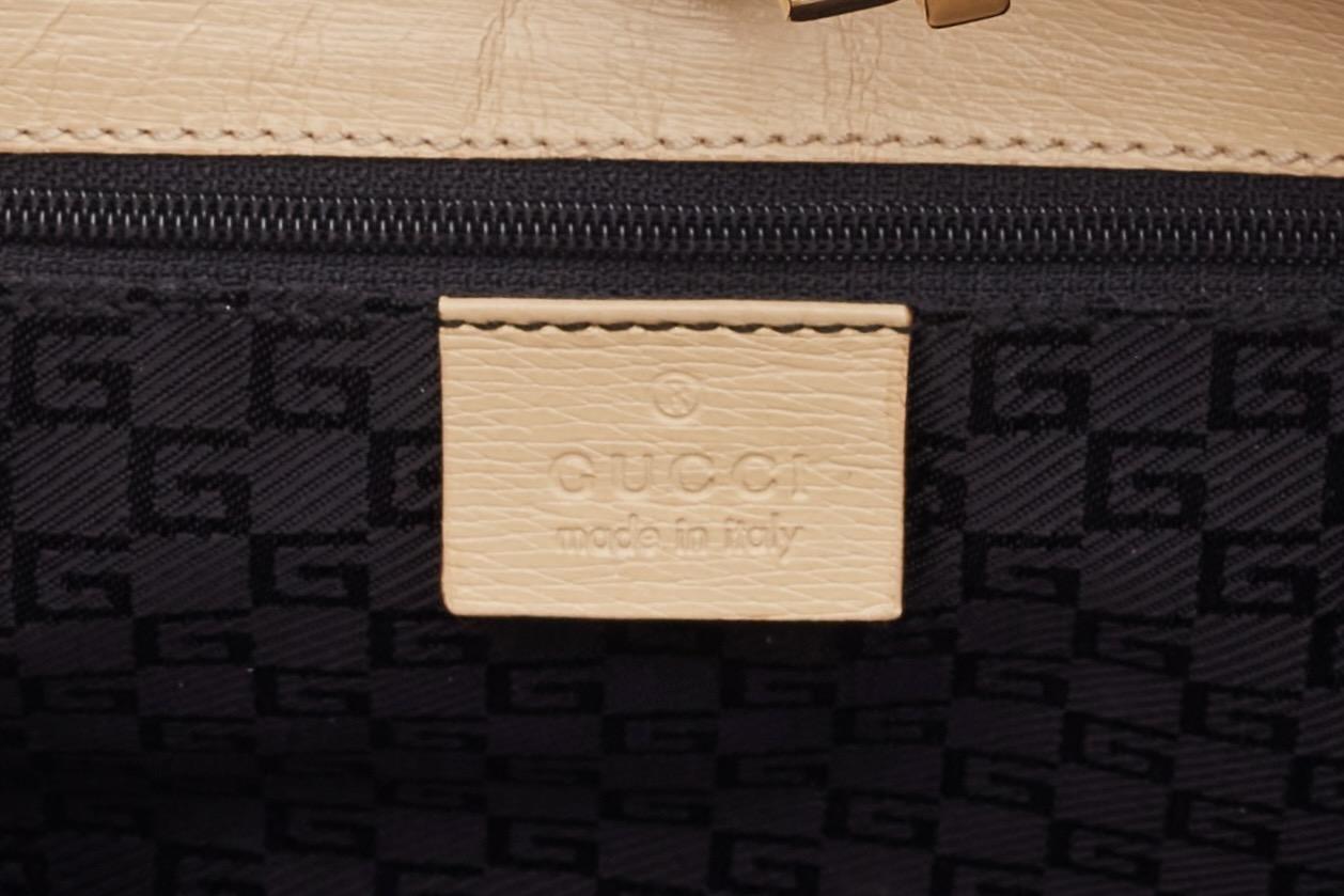 Gucci Vintage Jackie Bardot Bag Beige Grained Leather 4