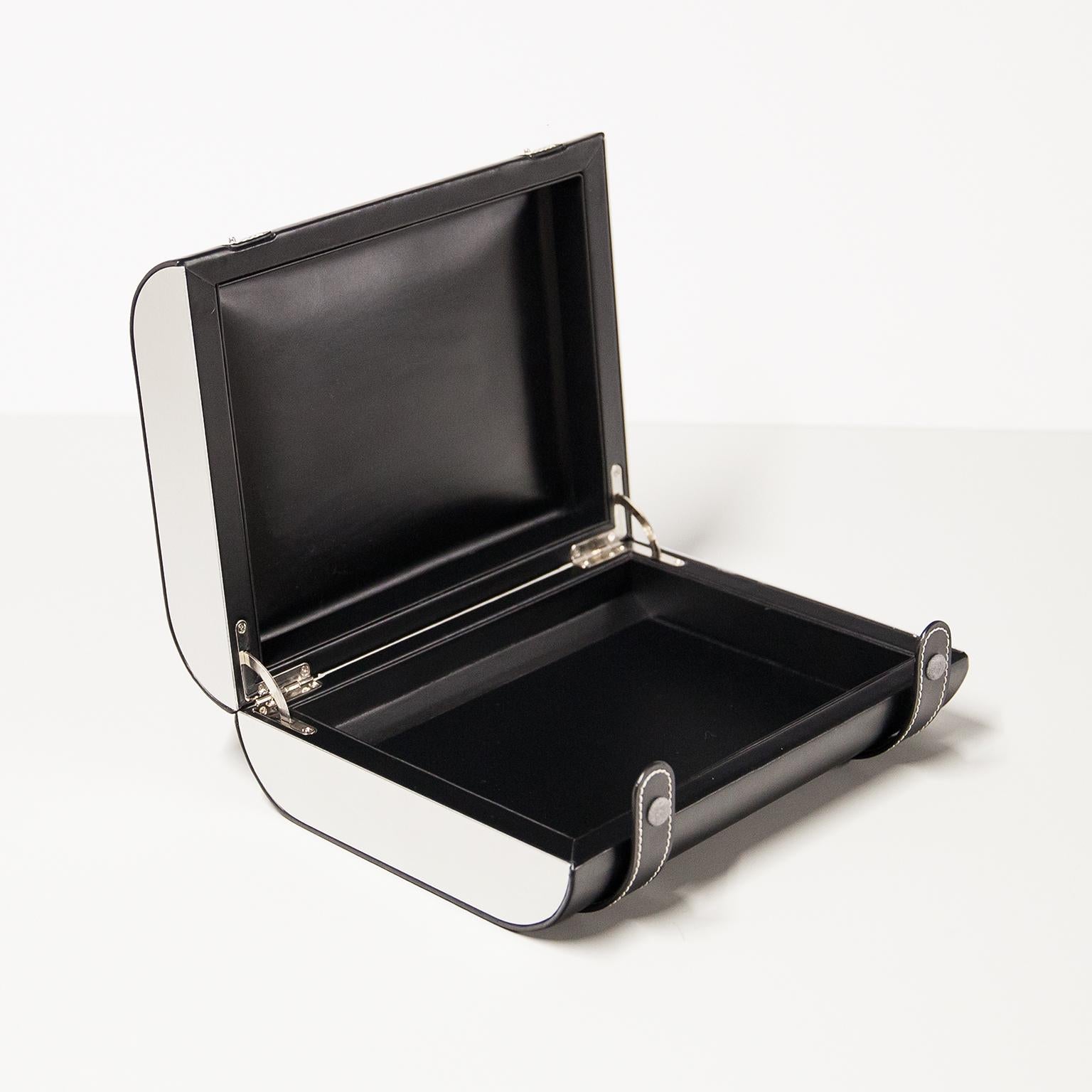 Mid-Century Modern Gucci Vintage Leather Box Tom Ford, 1990s For Sale