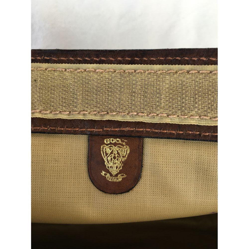 Gucci Vintage Leather Clutch Bag in Brown In Good Condition In Carnate, IT