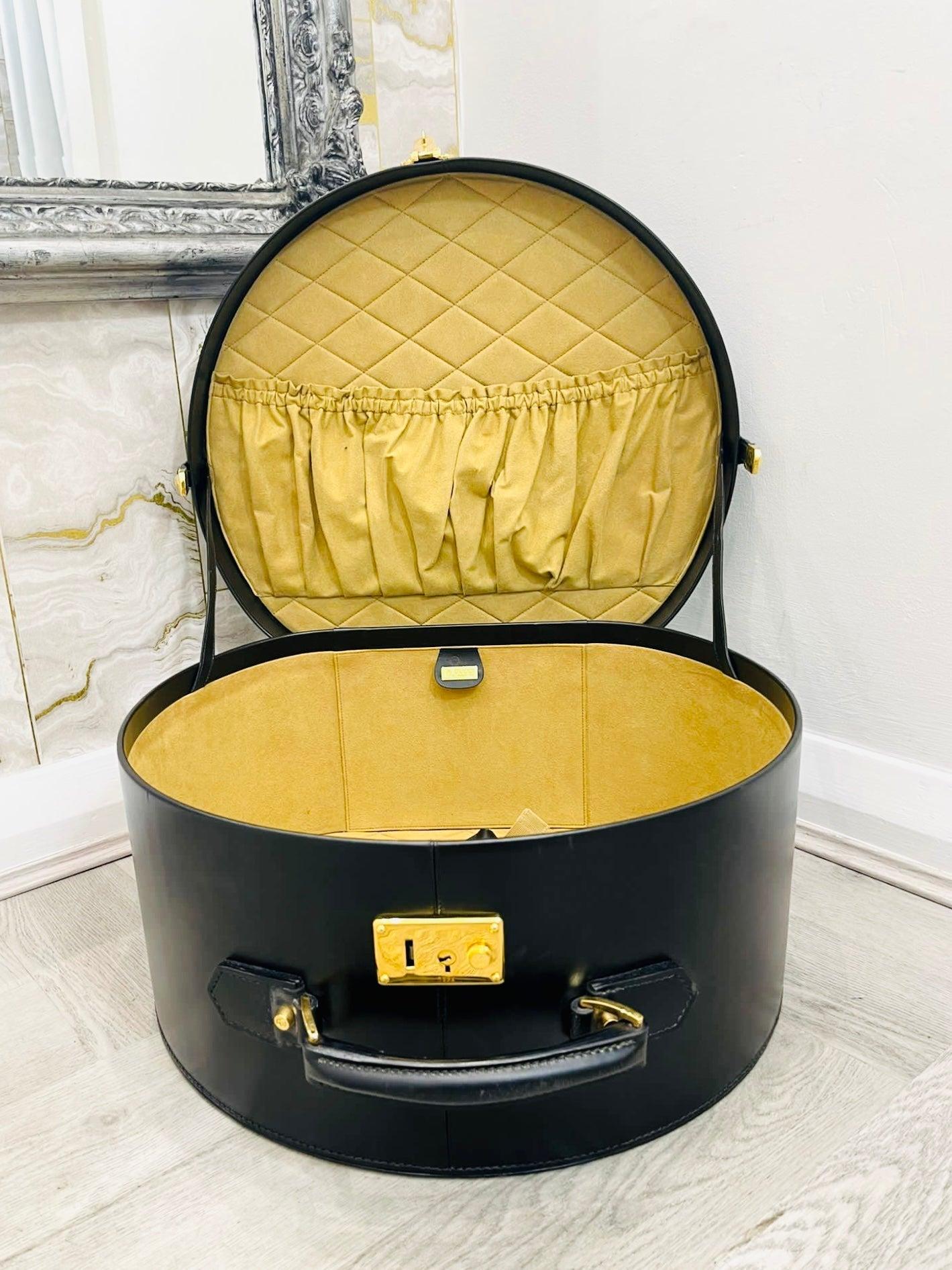 Gucci Vintage Leather Hat Box Trunk Case In Good Condition In London, GB