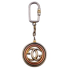 Gucci Vintage Metal Enameled GG Logo Keyring Key Ring