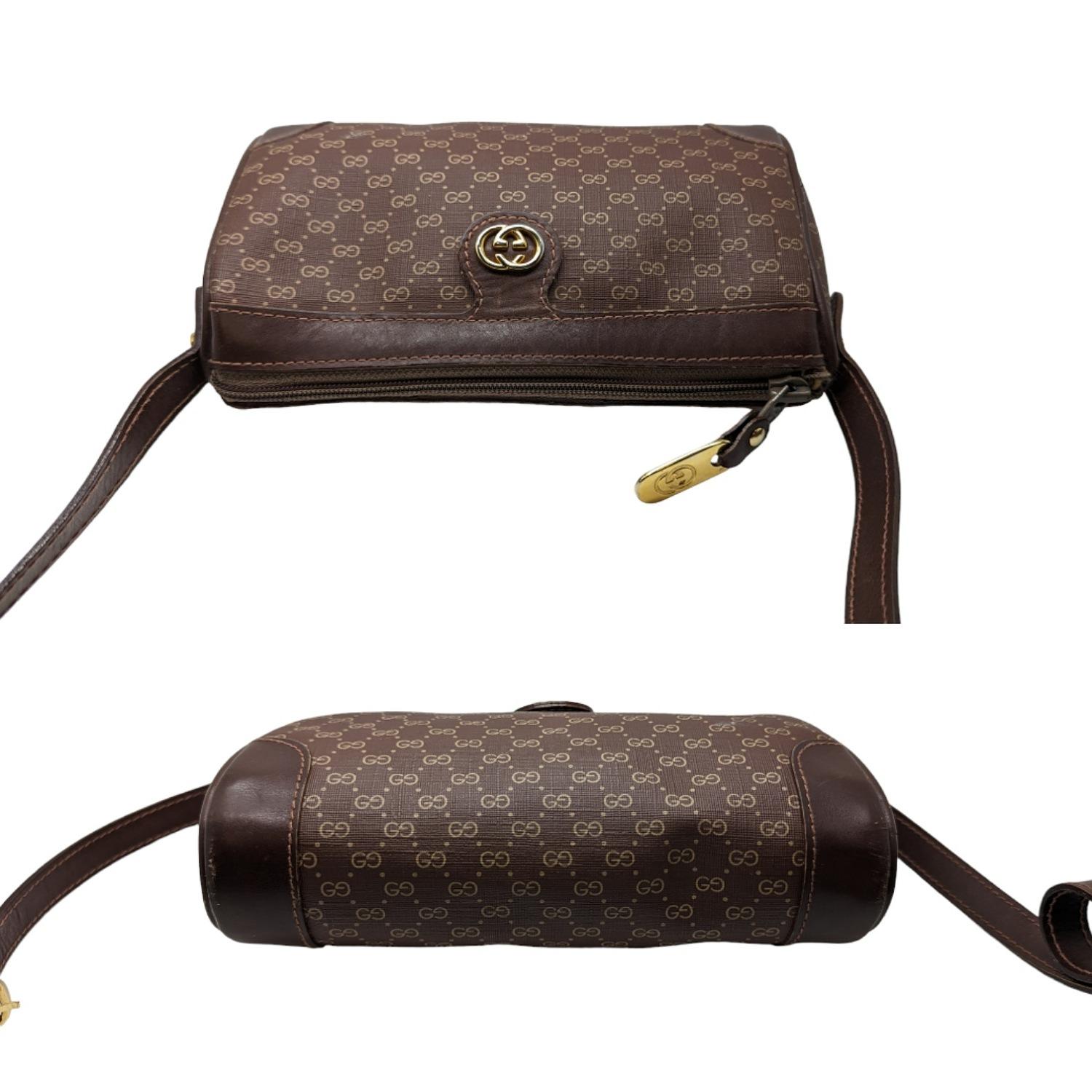 Gucci Vintage Micro GG Brown Crossbody Camera Bag In Good Condition For Sale In Scottsdale, AZ