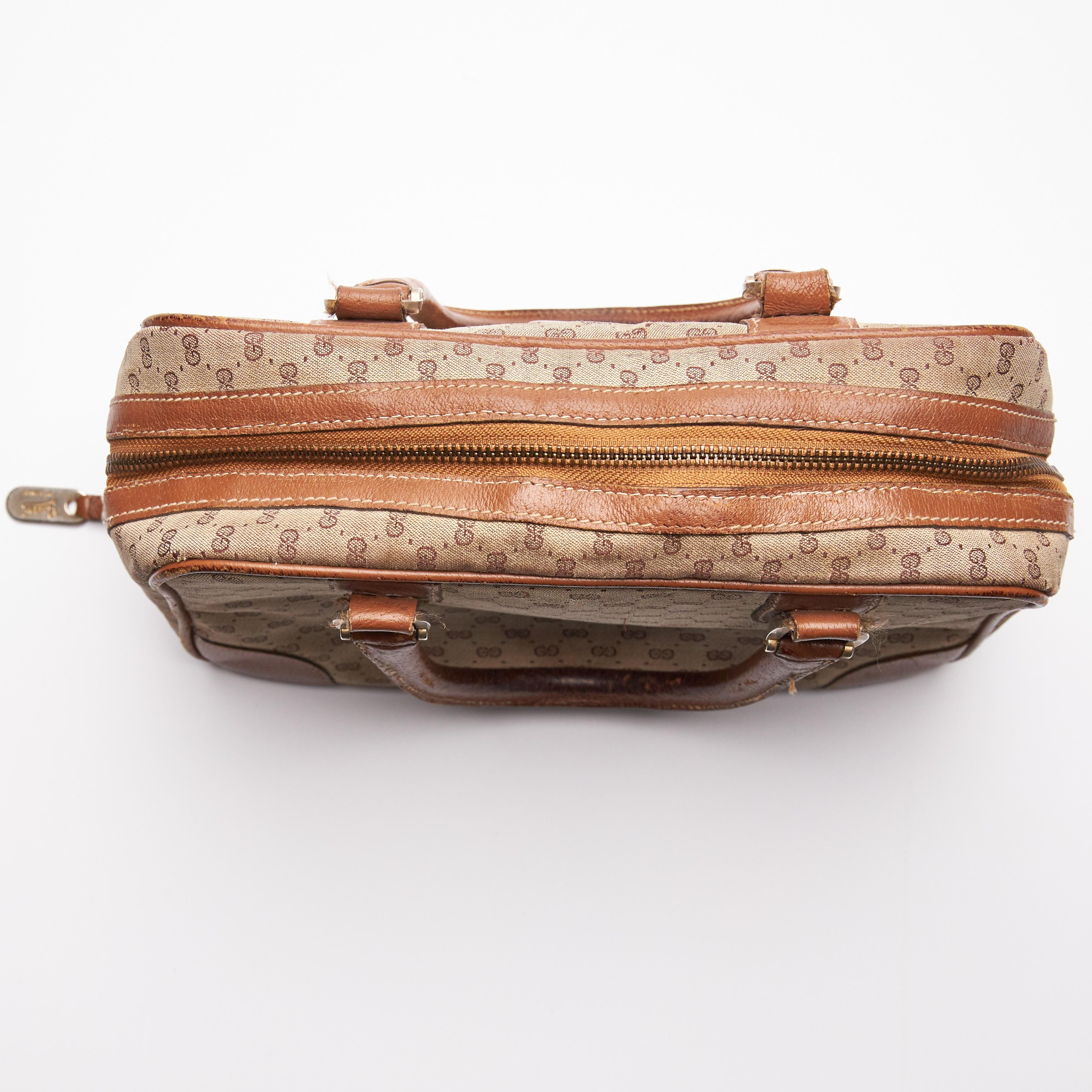 Gucci Vintage Micro GG Top Handle Bag 6