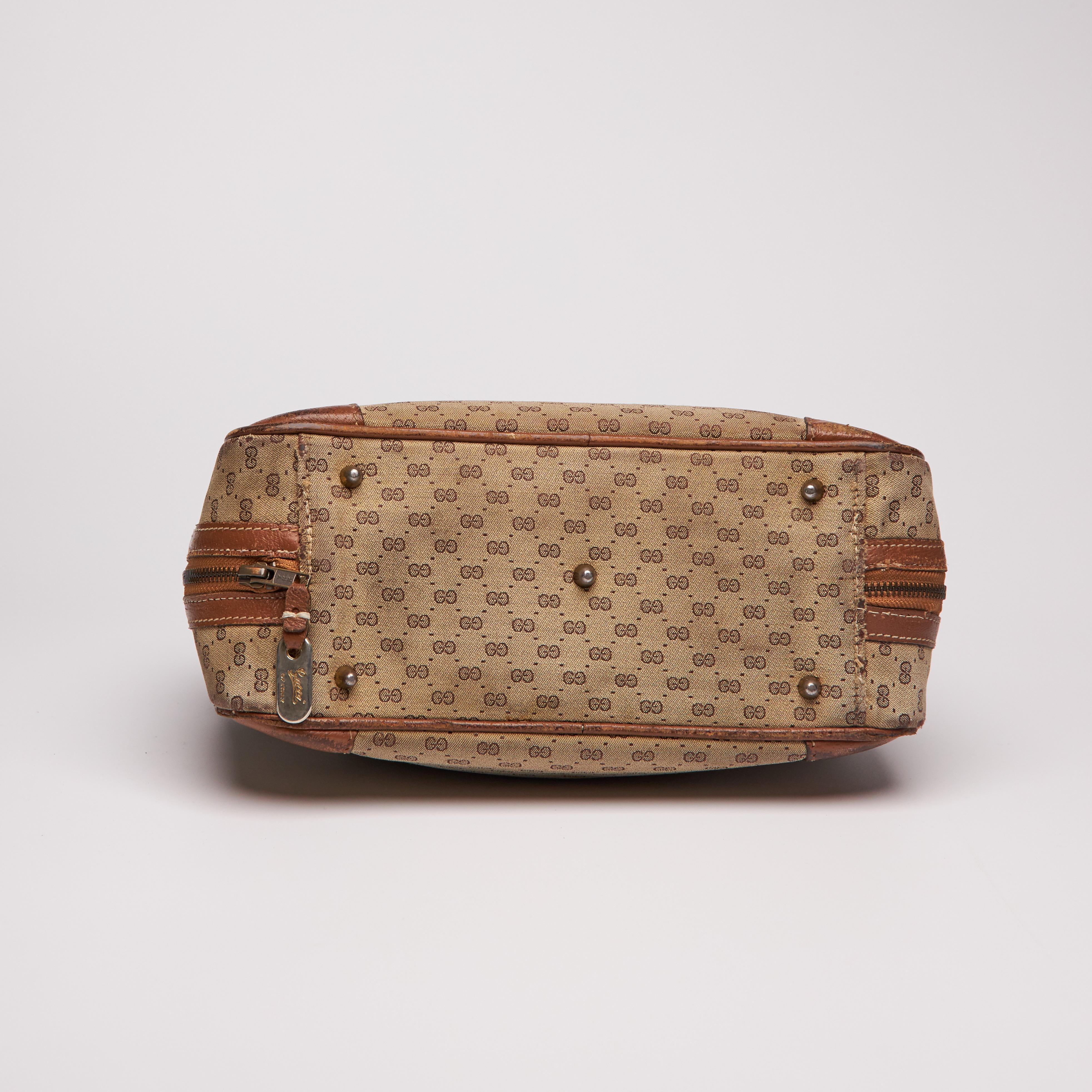 Gucci Vintage Micro GG Top Handle Bag In Good Condition In Montreal, Quebec