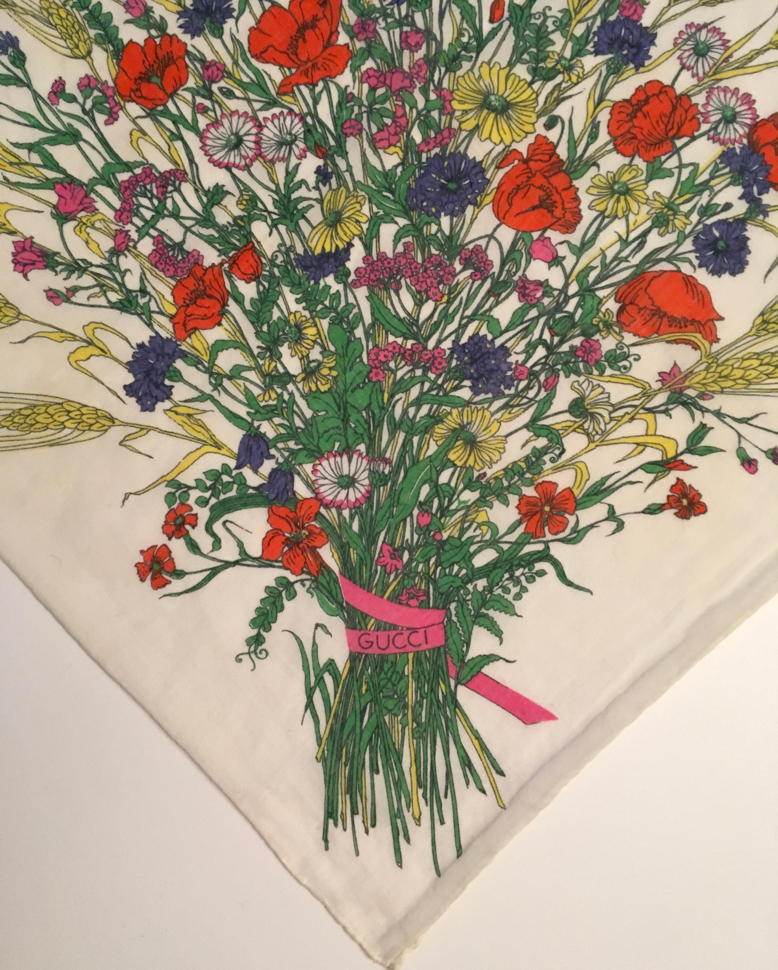 Gucci Vintage Mint Condition Cotton Scarf For Sale 5
