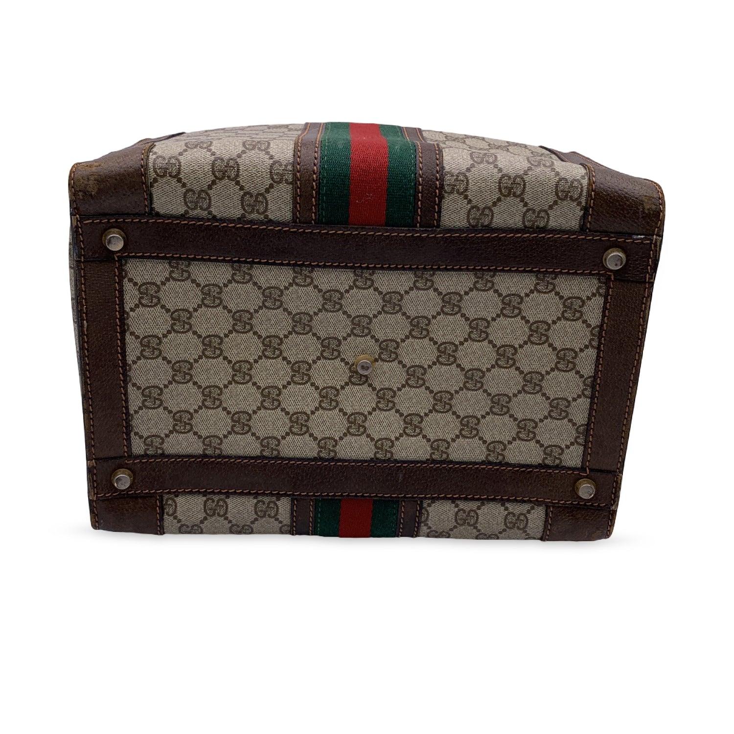 Gucci Vintage Monogram Canvas Train Case Bag with Stripes In Good Condition In Rome, Rome