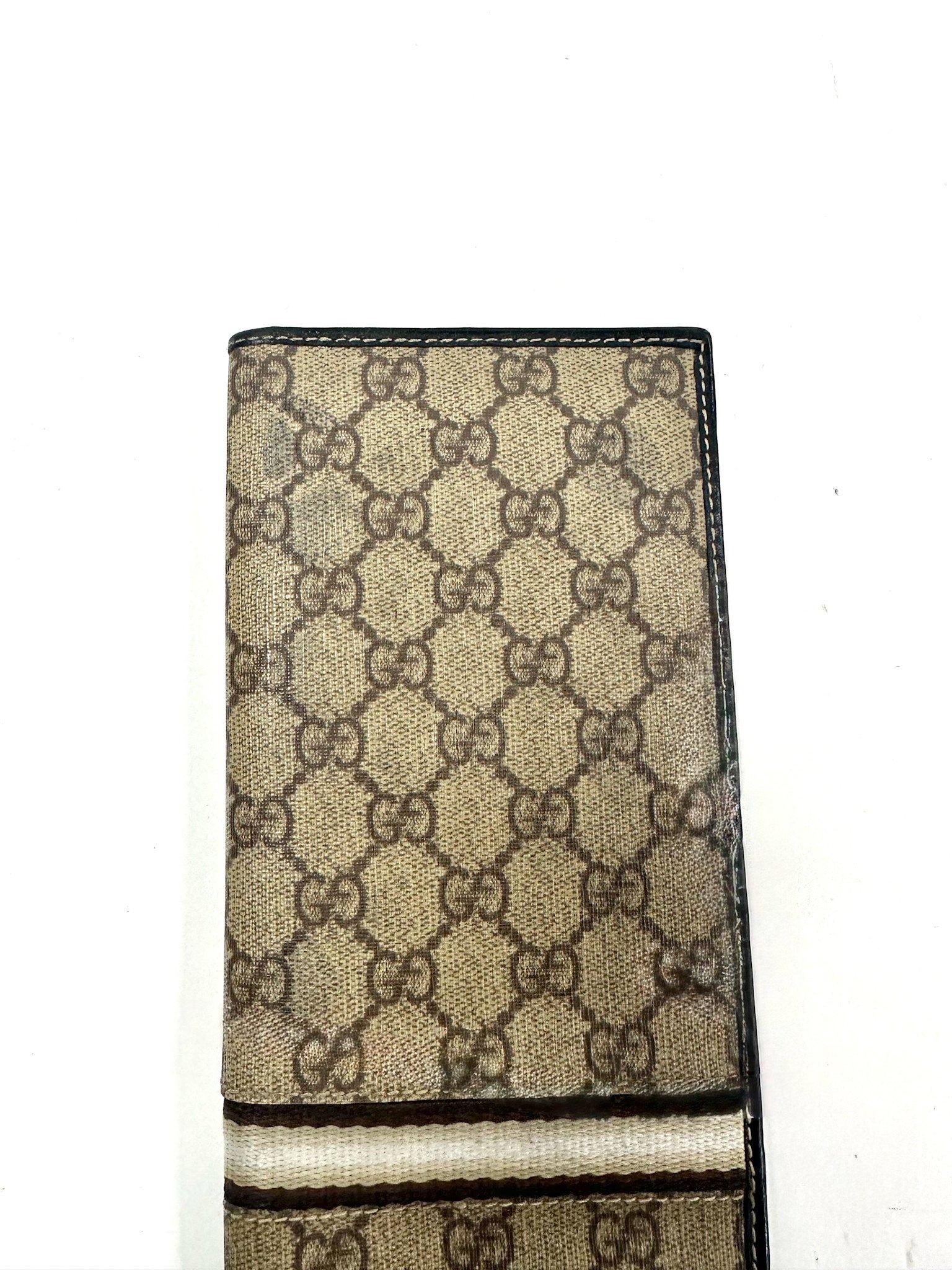 Gray Gucci Vintage Monogram GG Supreme Canvas Wallet For Sale