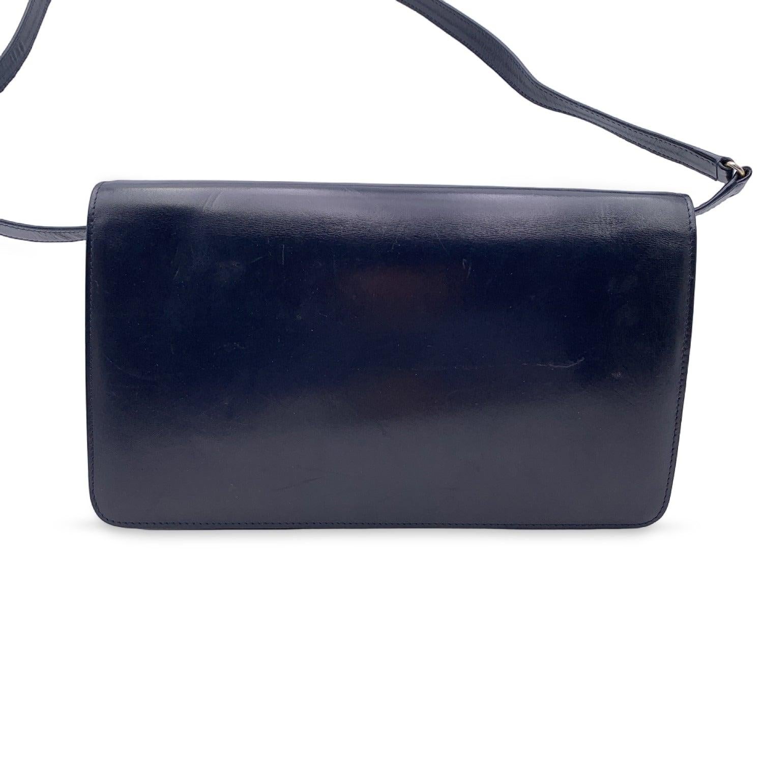 Gucci Vintage Navy Blue Leather East West Shoulder Bag In Good Condition In Rome, Rome