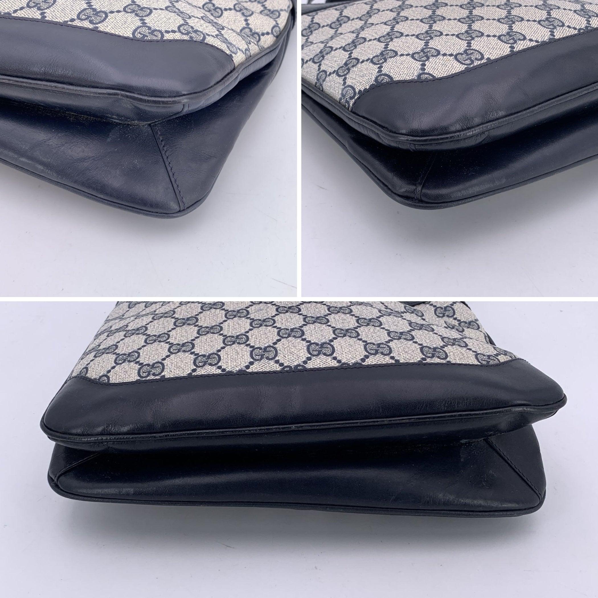 Gucci Vintage Marineblau Monogram Canvas Logo Umhängetasche Tote im Zustand „Gut“ im Angebot in Rome, Rome