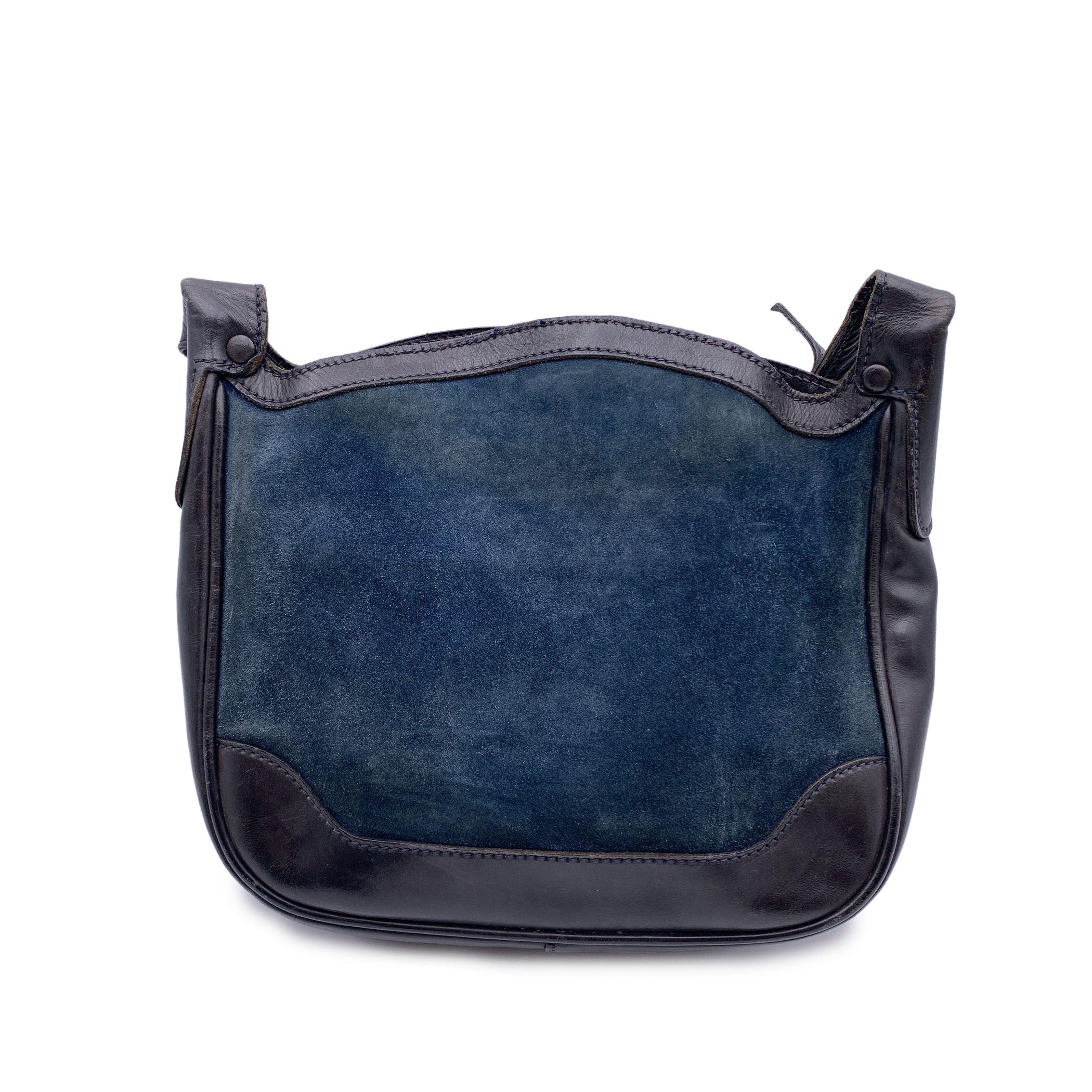 Gucci Vintage Navy Blue Suede and Leather Shoulder Bag In Fair Condition For Sale In Rome, Rome