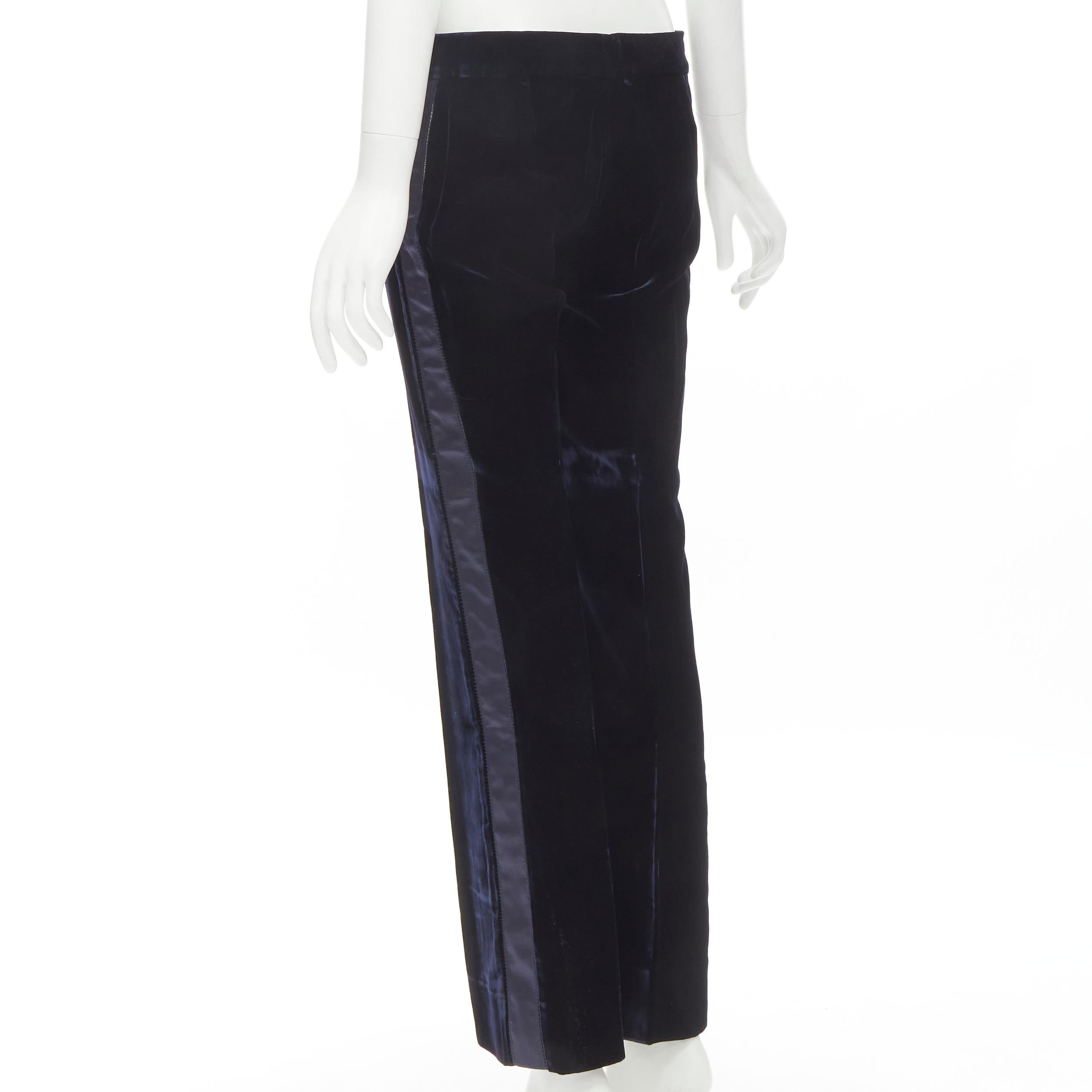 GUCCI Vintage navy blue velvet ladder seam side stripe tuxedo pants IT38 XS In Excellent Condition For Sale In Hong Kong, NT