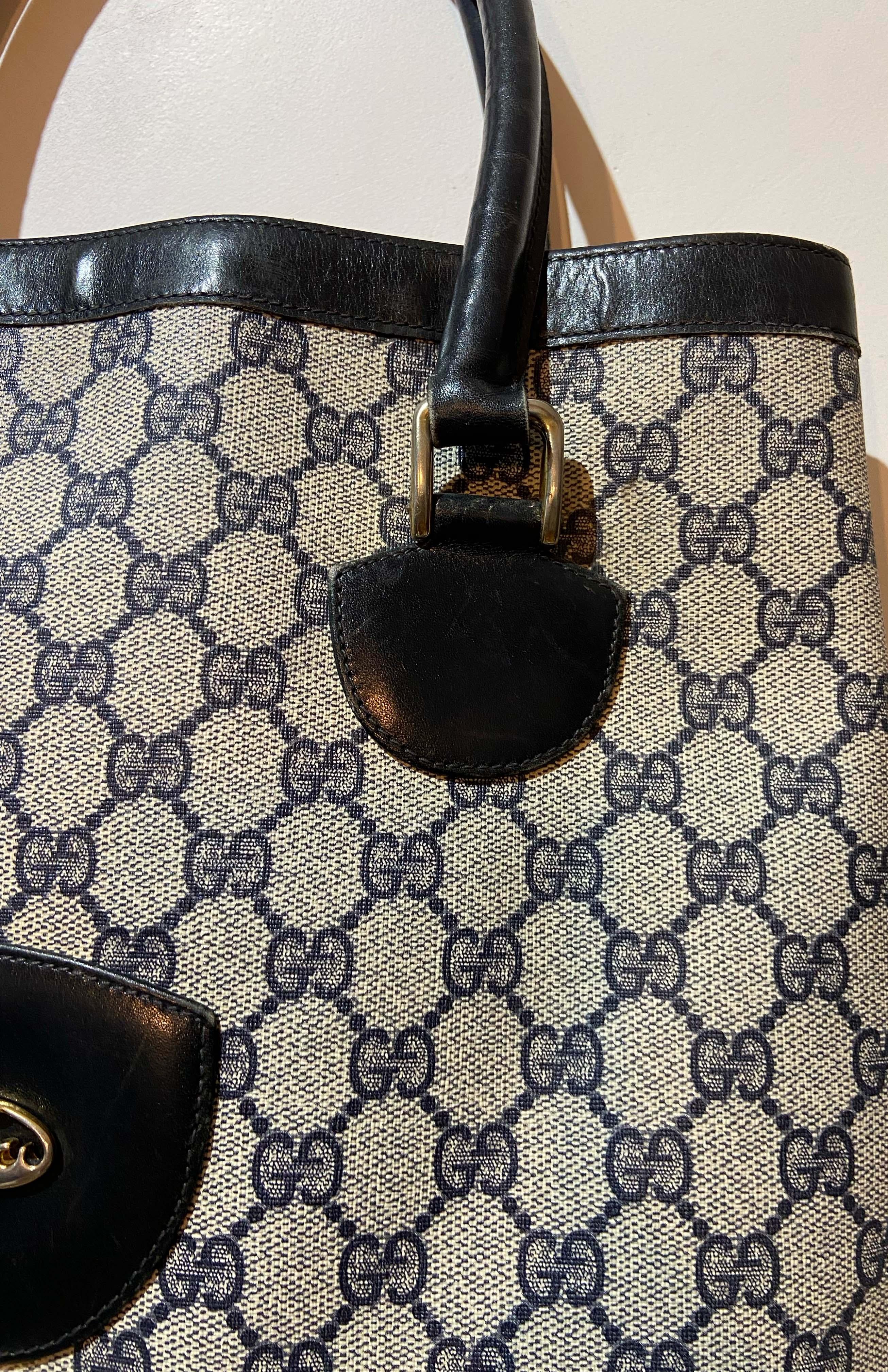 Women's or Men's Gucci Vintage Navy GG Logo Tote Bag