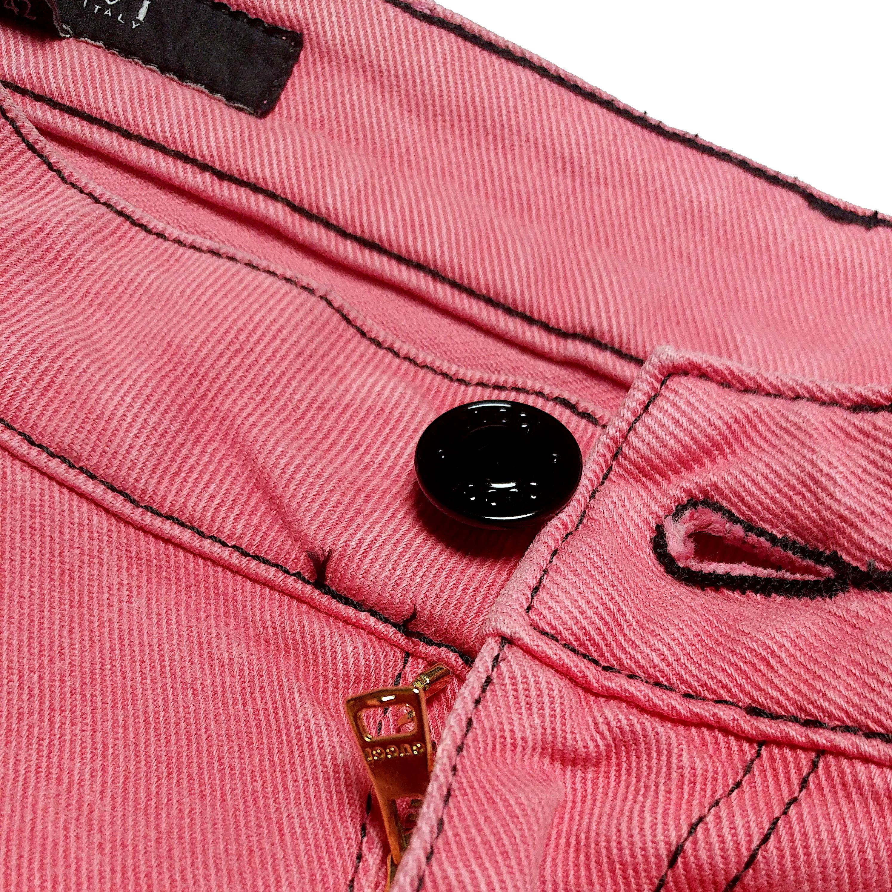 GUCCI - Vintage Pink Jeans with Black Stitchings and Patches  Size 6US 38EU 3