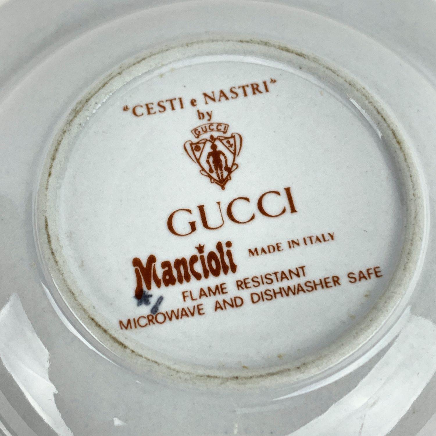Gray Gucci Vintage Porcelain Cesti e Nastri Floral Round Ashtray