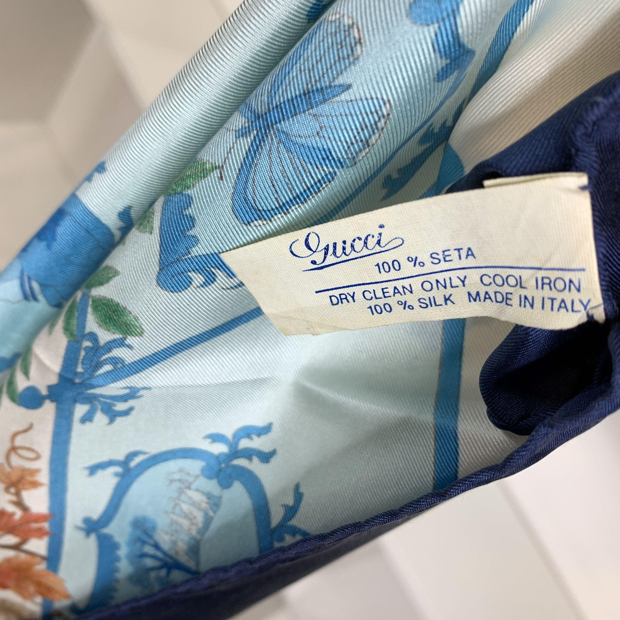 Women's Gucci Vintage Rare Floral Pattern Silk Scarf Accornero Blue Border