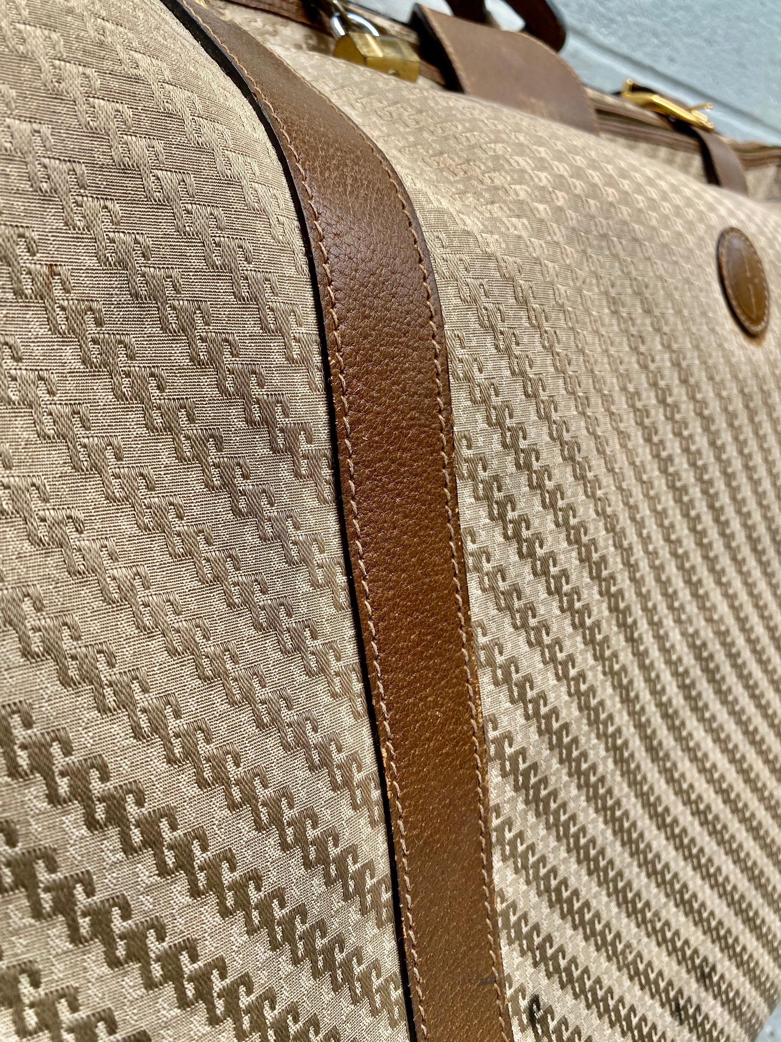 Gucci Vintage Rare GG Monogram Suitcase Travel Luggage in vendita 2