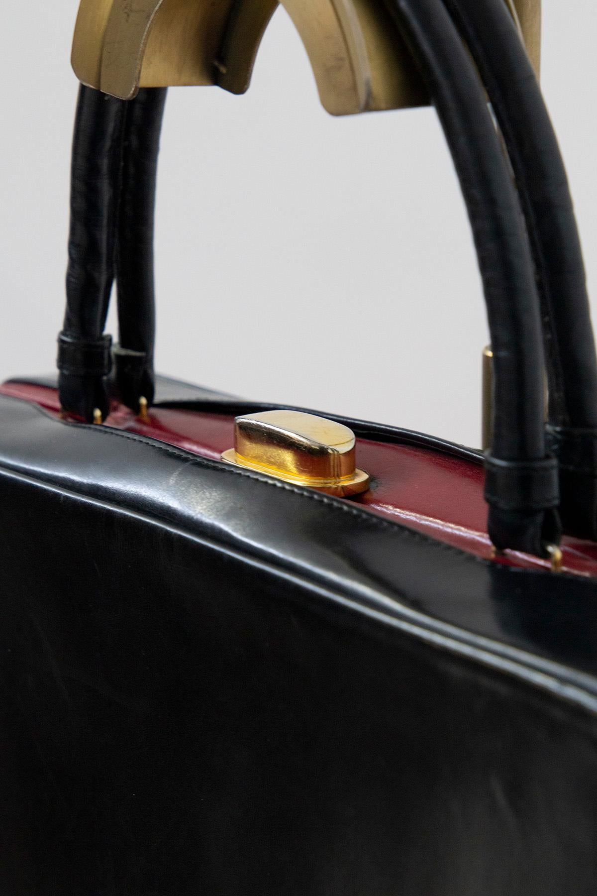 Gucci Vintage rote und schwarze Lederhandtasche für Damen oder Herren im Angebot