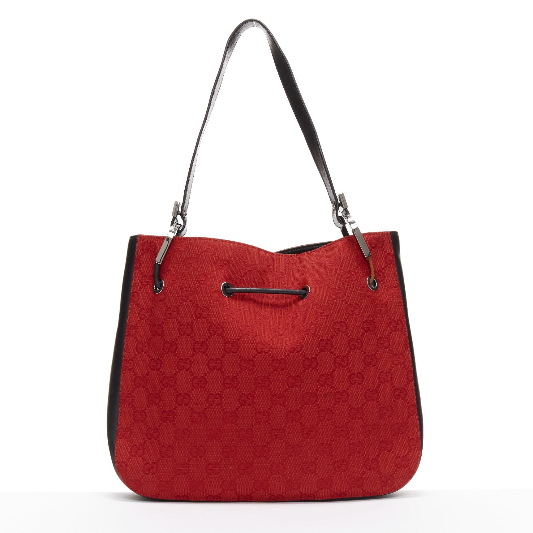 Women's GUCCI Vintage red GG monogram canvas black leather drawstring bag For Sale