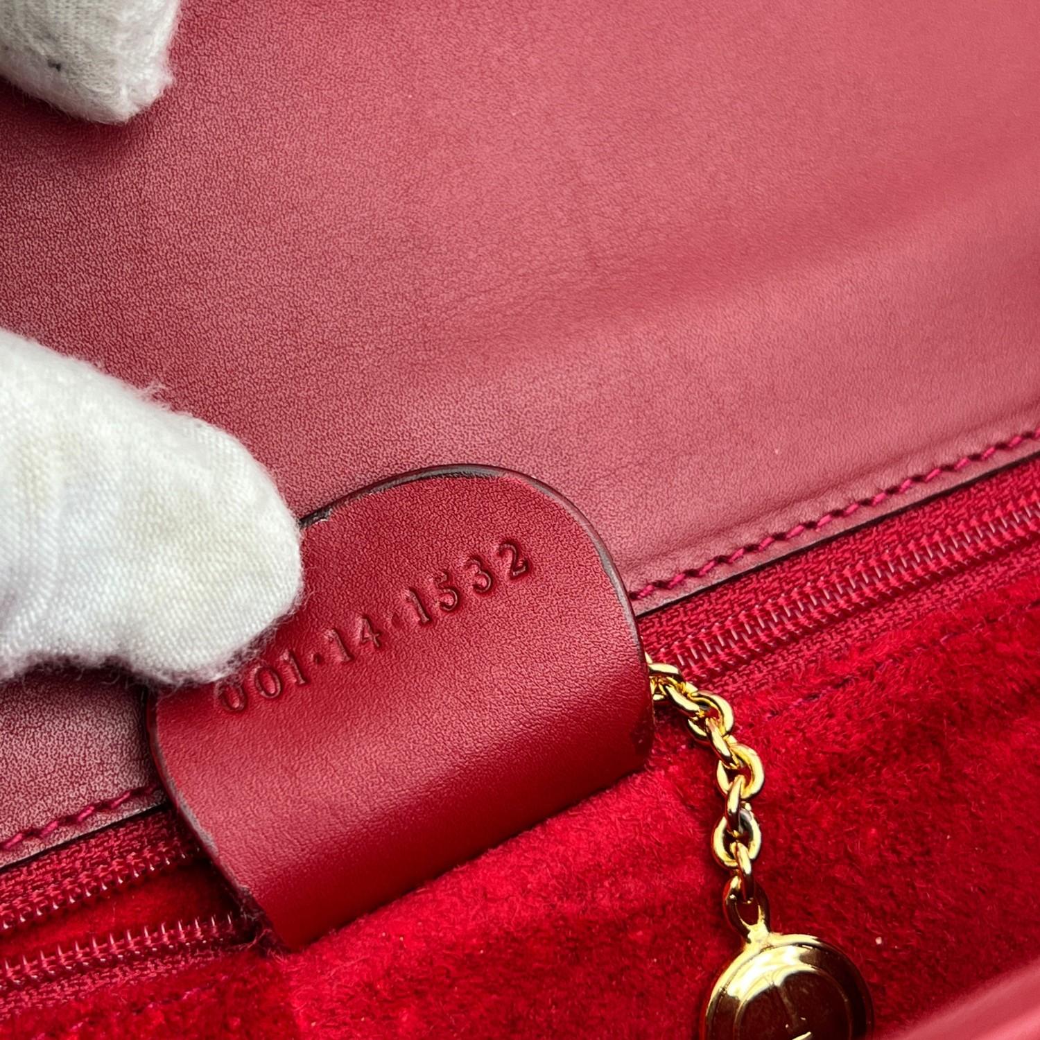 Gucci Vintage Red Leather Crossbody Shoulder Bag Buckle Detail 6