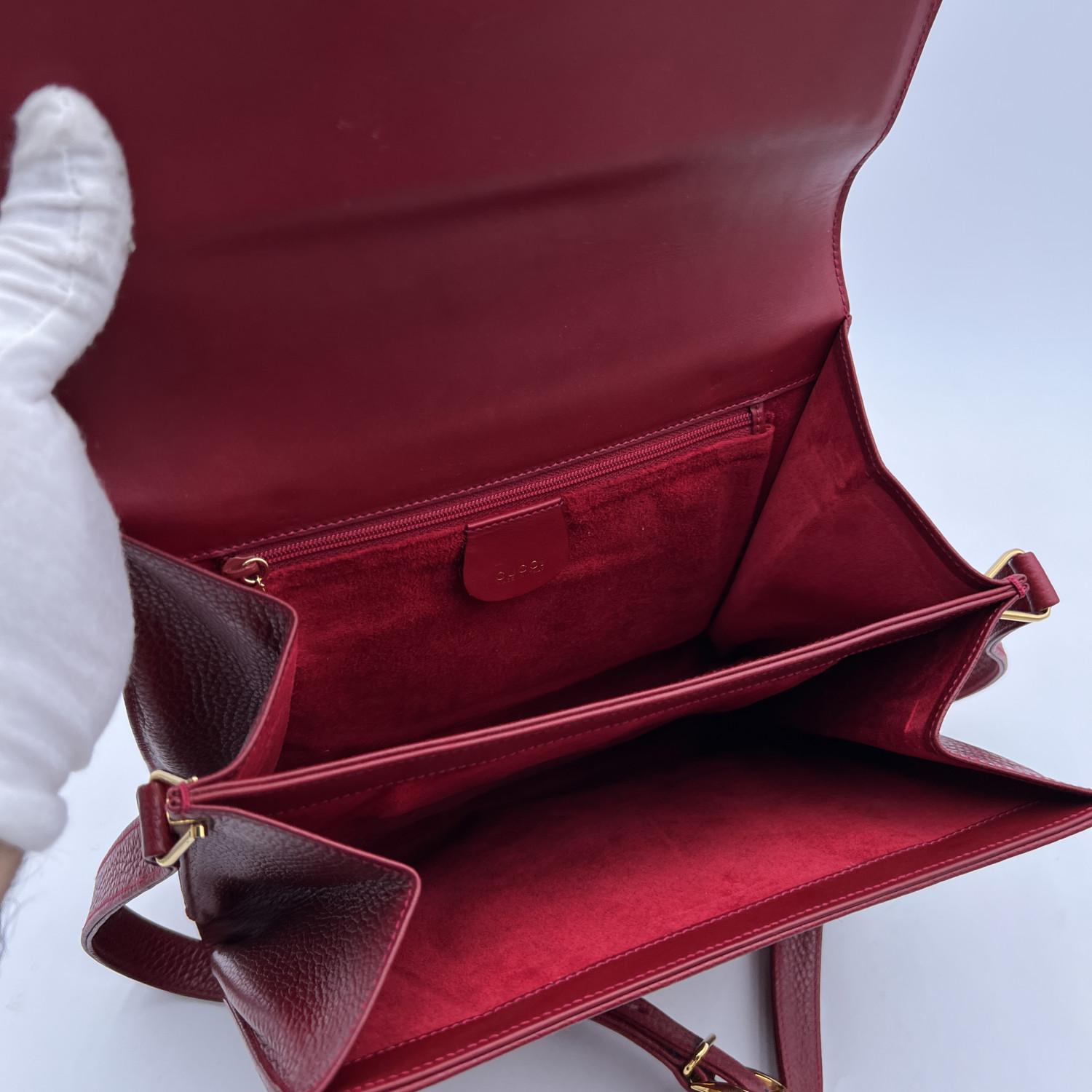 Gucci Vintage Red Leather Crossbody Shoulder Bag Buckle Detail 1