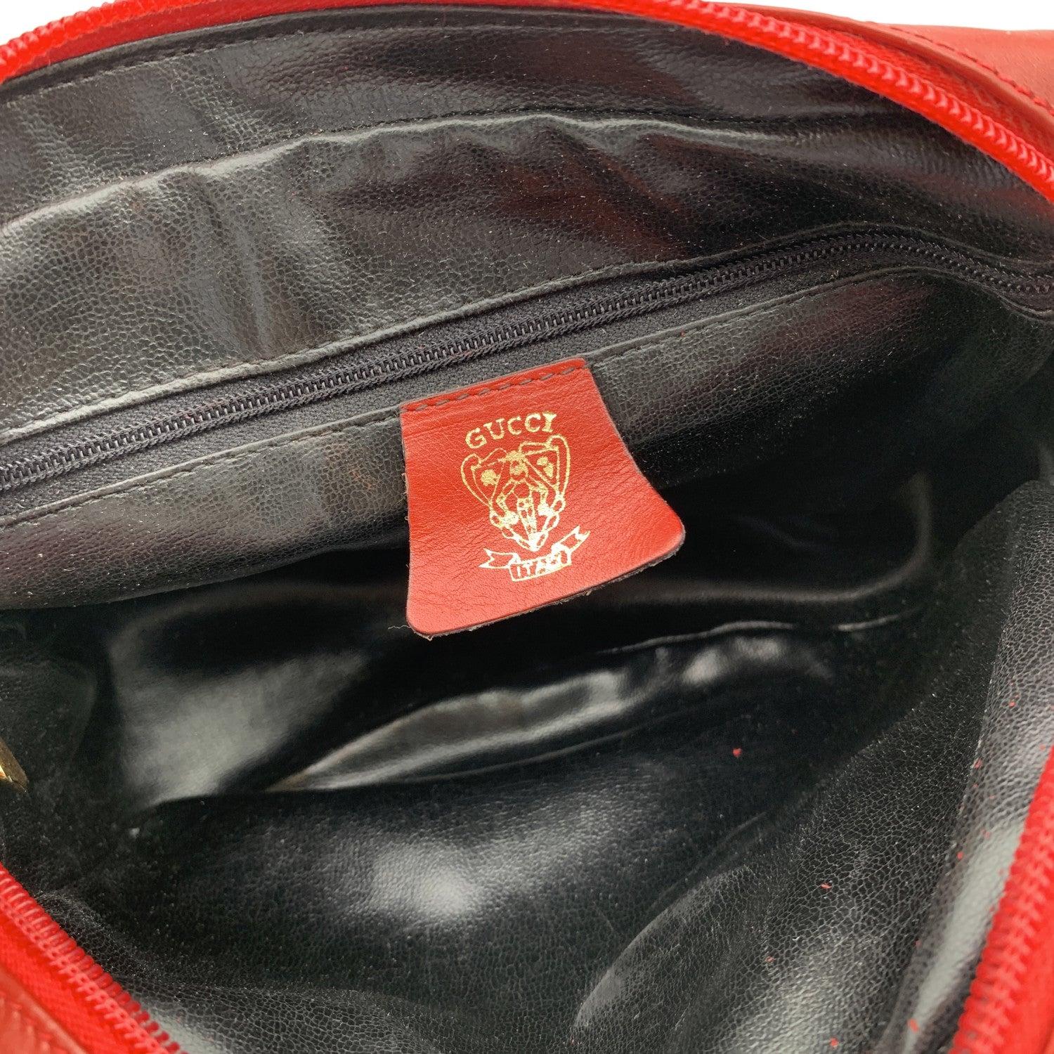 Gucci Vintage Red Leather Flap Crossbody Messenger Bag For Sale 2