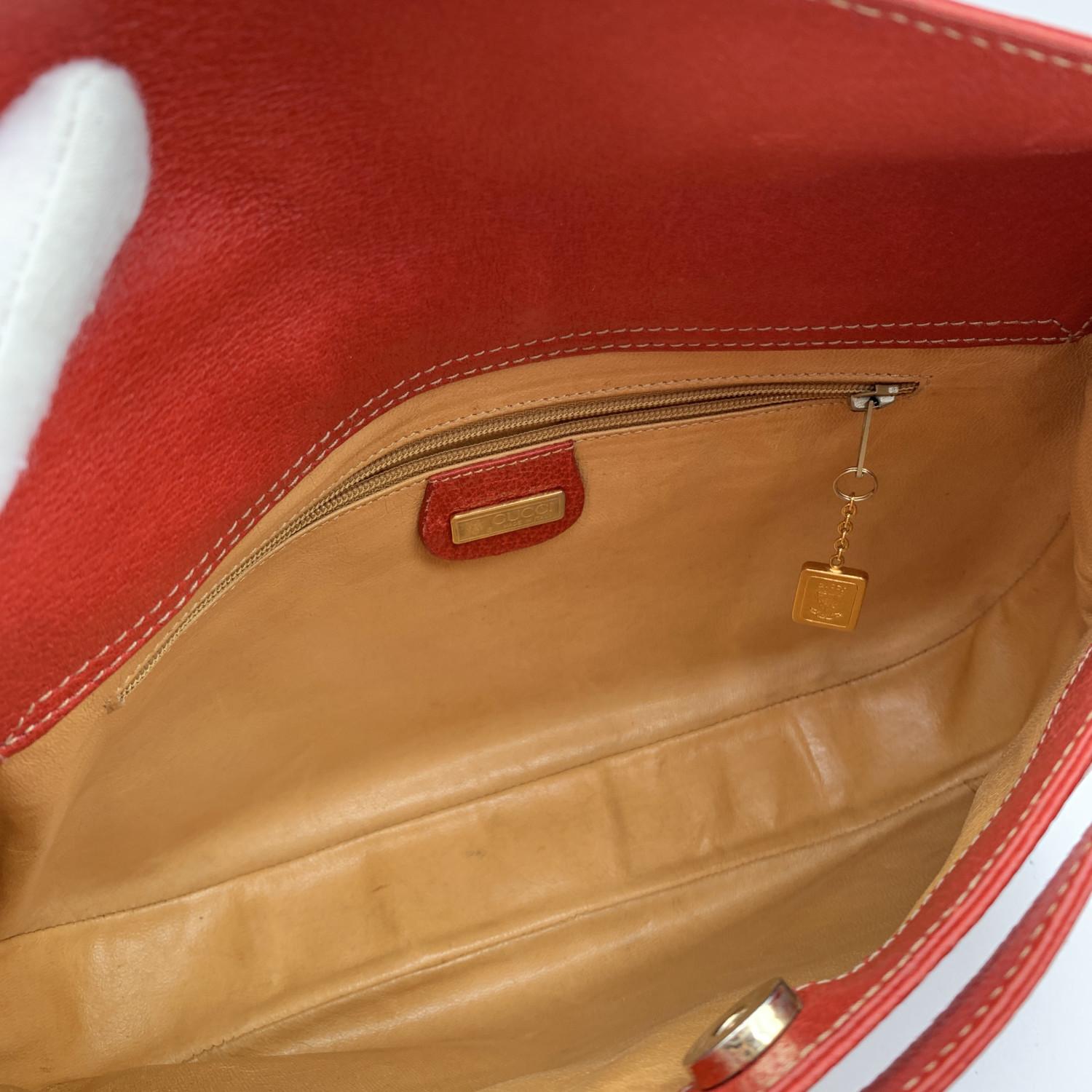Gucci Vintage Red Leather Horsebit Crossbody Messenger Bag 2