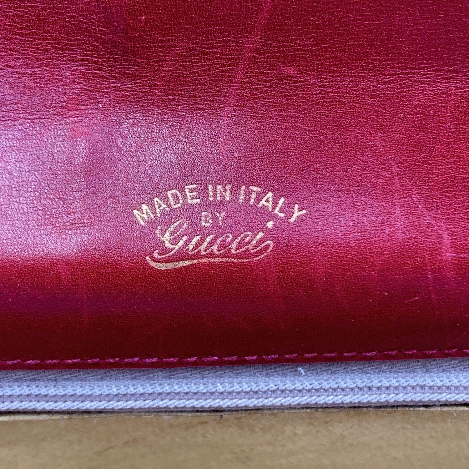 Gucci Vintage Red Suede and Leather Flap Shoulder Bag For Sale 2