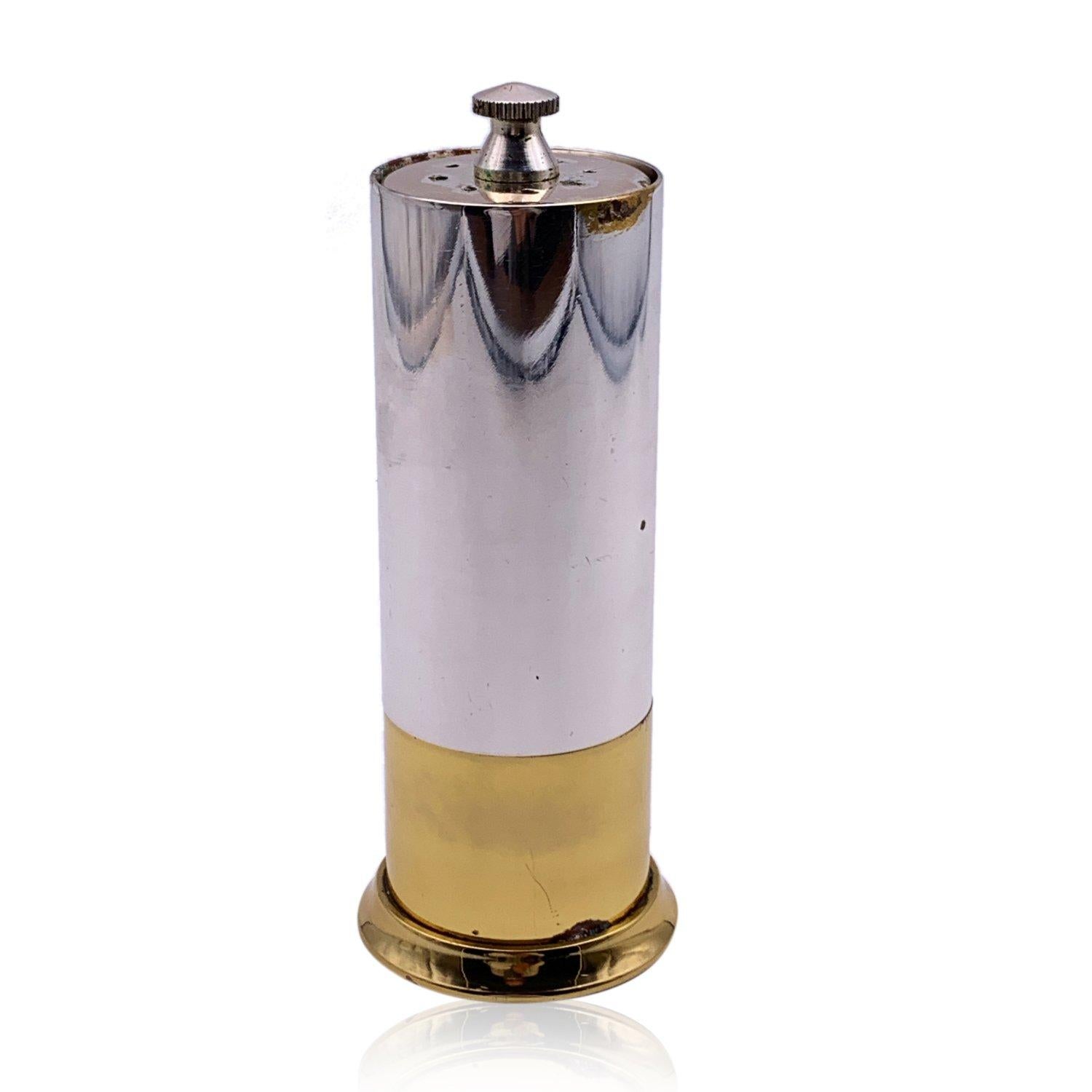 Vintage GUCCI Pepper Mill/Salt Shaker. Silver and gold metal GG logo on the front. Marked 'Gucci - Made in Italy'. Height: 5.5 inches - 14 cm. Width: 1.75 inches - 4.5 cm Details MATERIAL: Metal COLOR: Silver MODEL: - GENDER: Unisex Adults COUNTRY