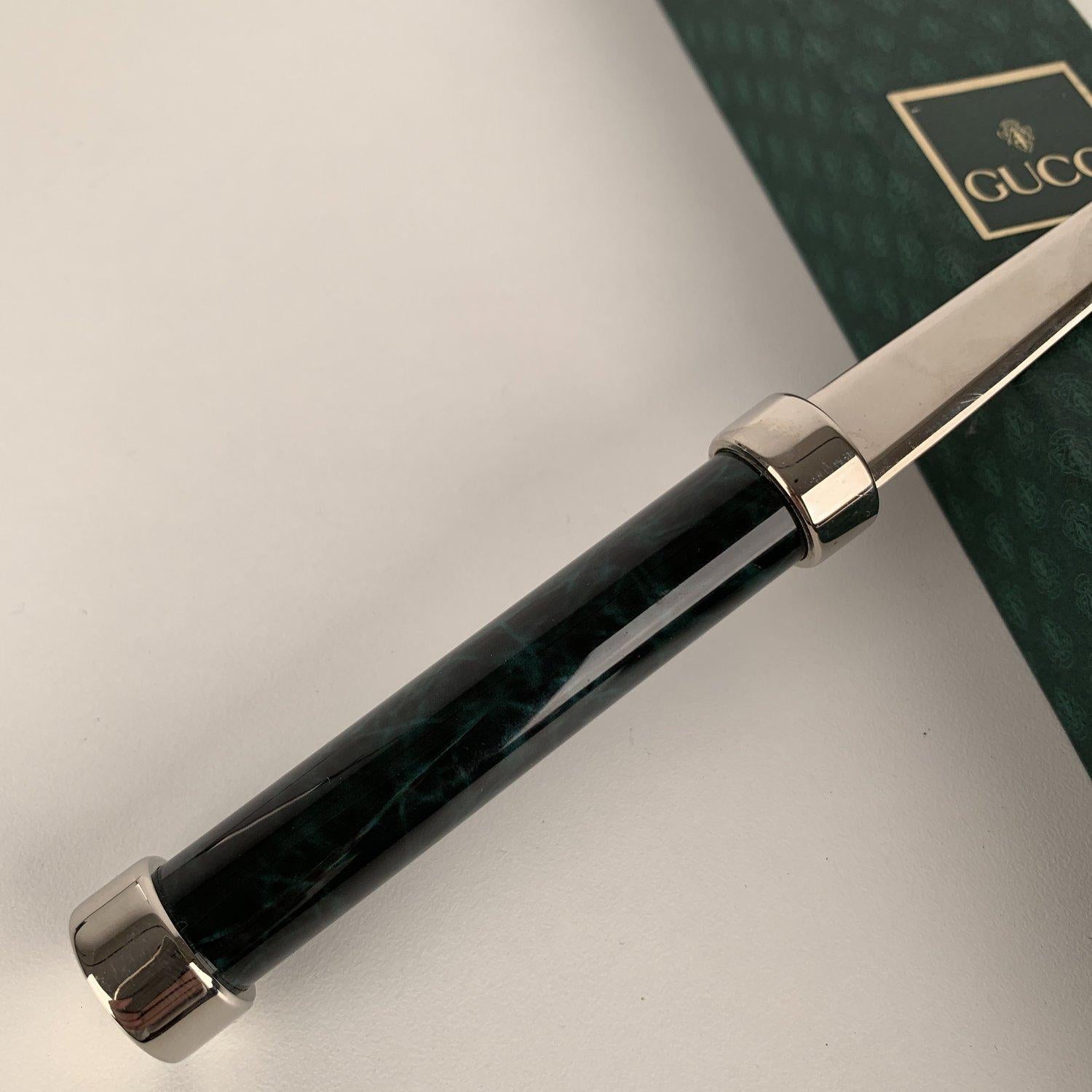 Gucci Vintage Silver Metal Letter Opener Green Marbled Handle with Box In Excellent Condition In Rome, Rome