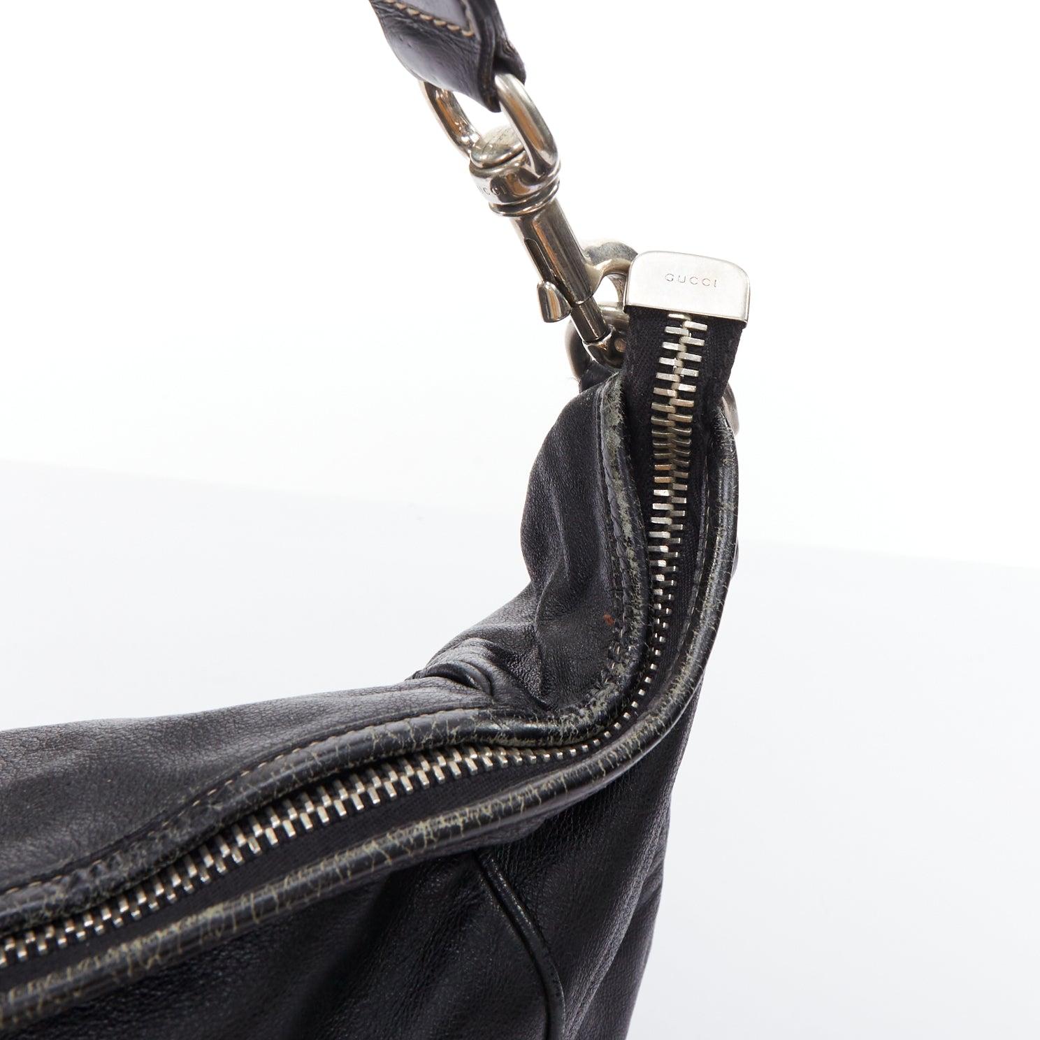 GUCCI Vintage Sima black leather crest logo crossbody bag 2