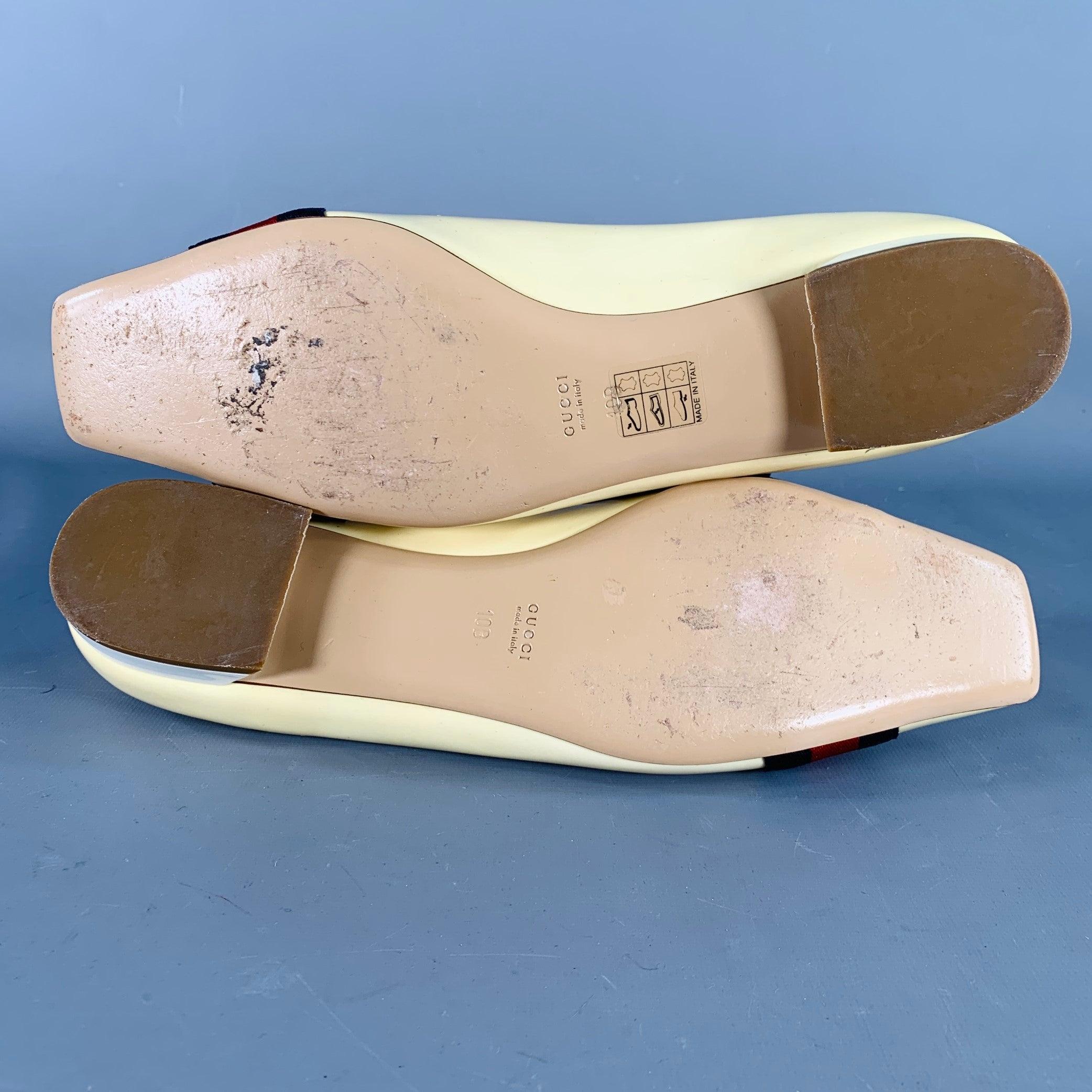 GUCCI Vintage Size 10 Vernice Beige Red Blue Patent Leather Web Bamboo Buckle Flats For Sale 2