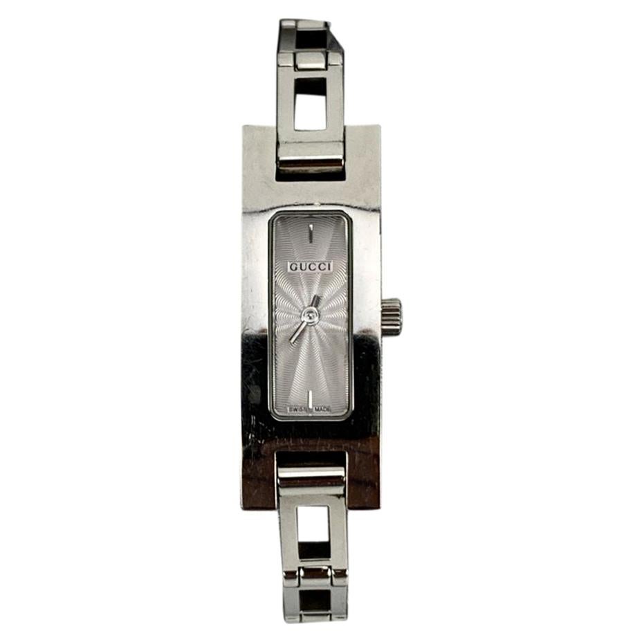 Gucci Vintage Stainless Steel Mod 3900 L Ladies Quartz Wrist Watch