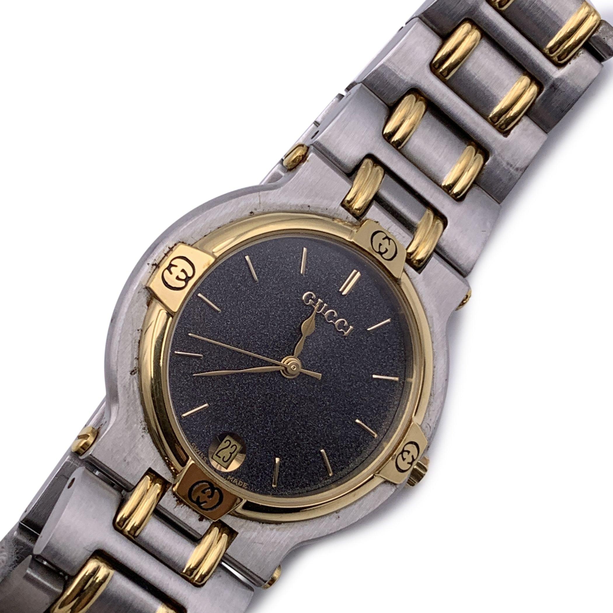 Gucci Vintage Stainless Steel Mod 9000 M Wrist Watch Black Dial In Excellent Condition In Rome, Rome
