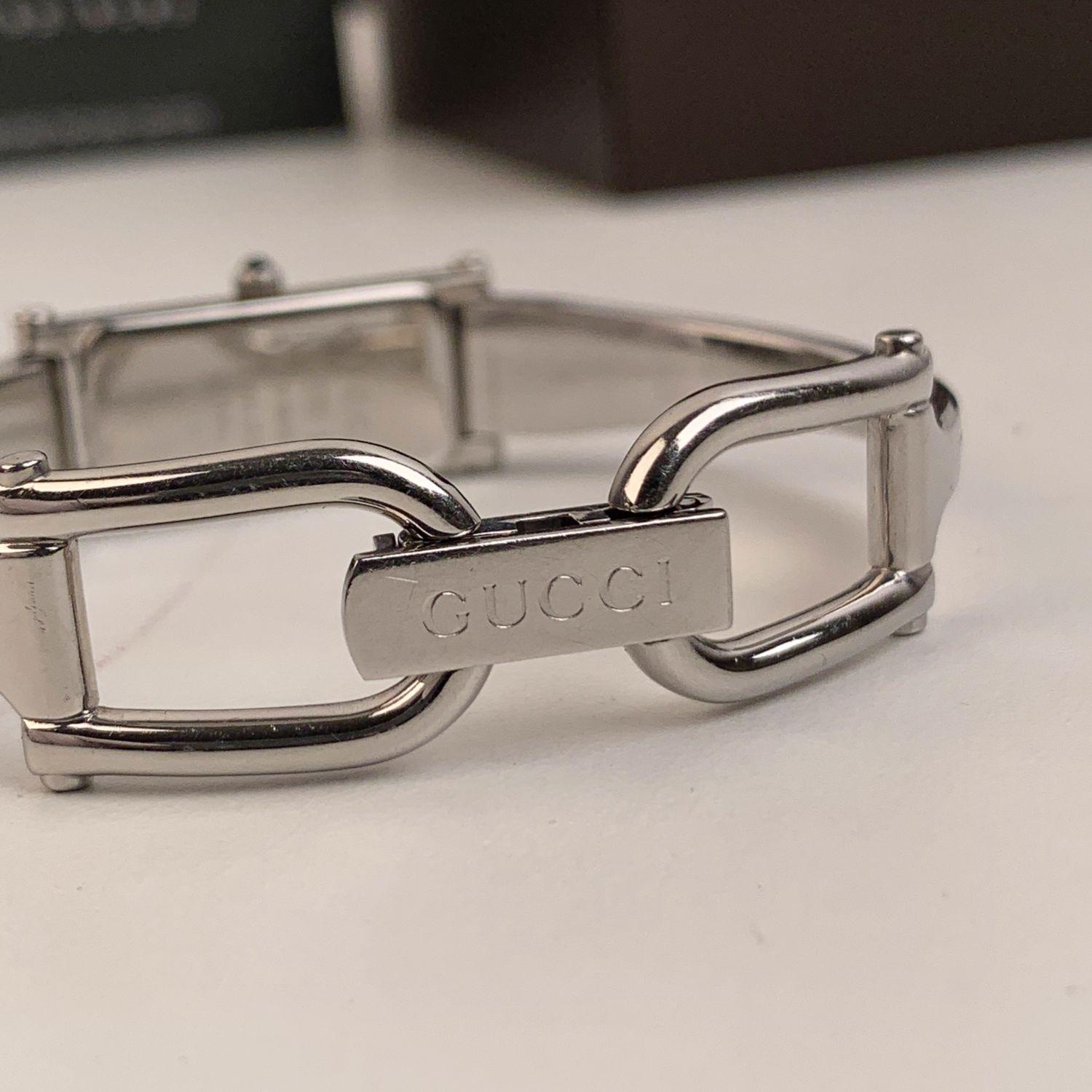Gucci Montre-bracelet vintage à quartz en acier inoxydable Mod 1500L 1