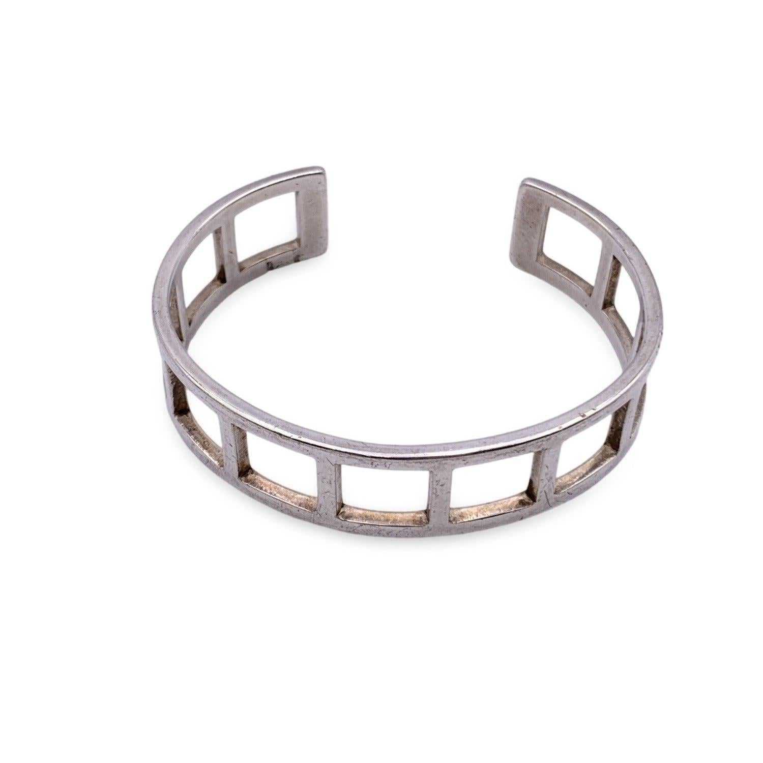 Vintage bangle bracelet by Gucci. Made in sterling silver. 'Gucci - Made in Italy' and '925' hallmark engraved on the bracelet. Internal circumference: 6.5 inches - 16.5 cm Condition A - EXCELLENT Gently used. Very light superficial scratches and