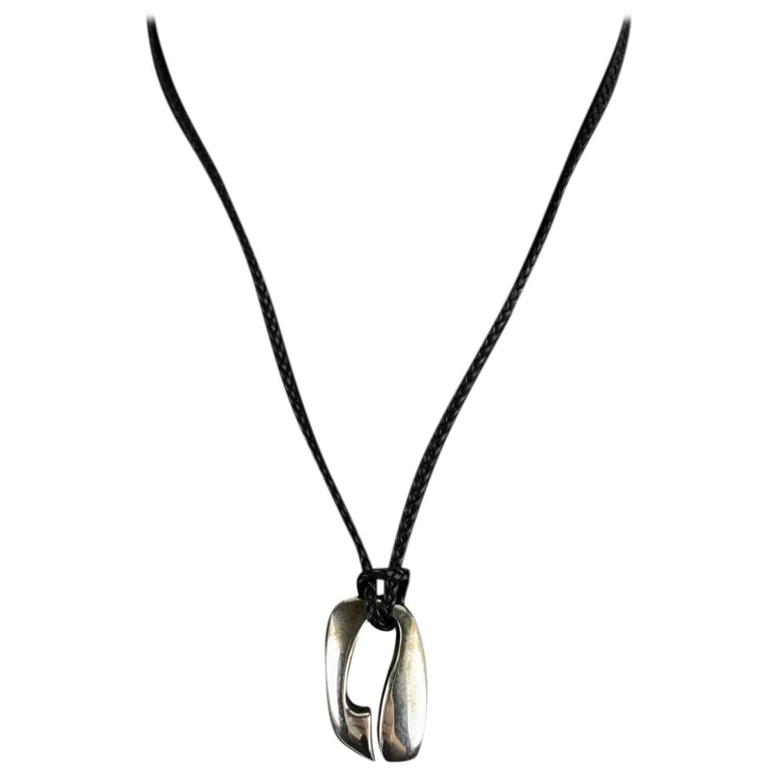 Gucci Vintage Sterling Silver Pendant Unisex Leather Necklace