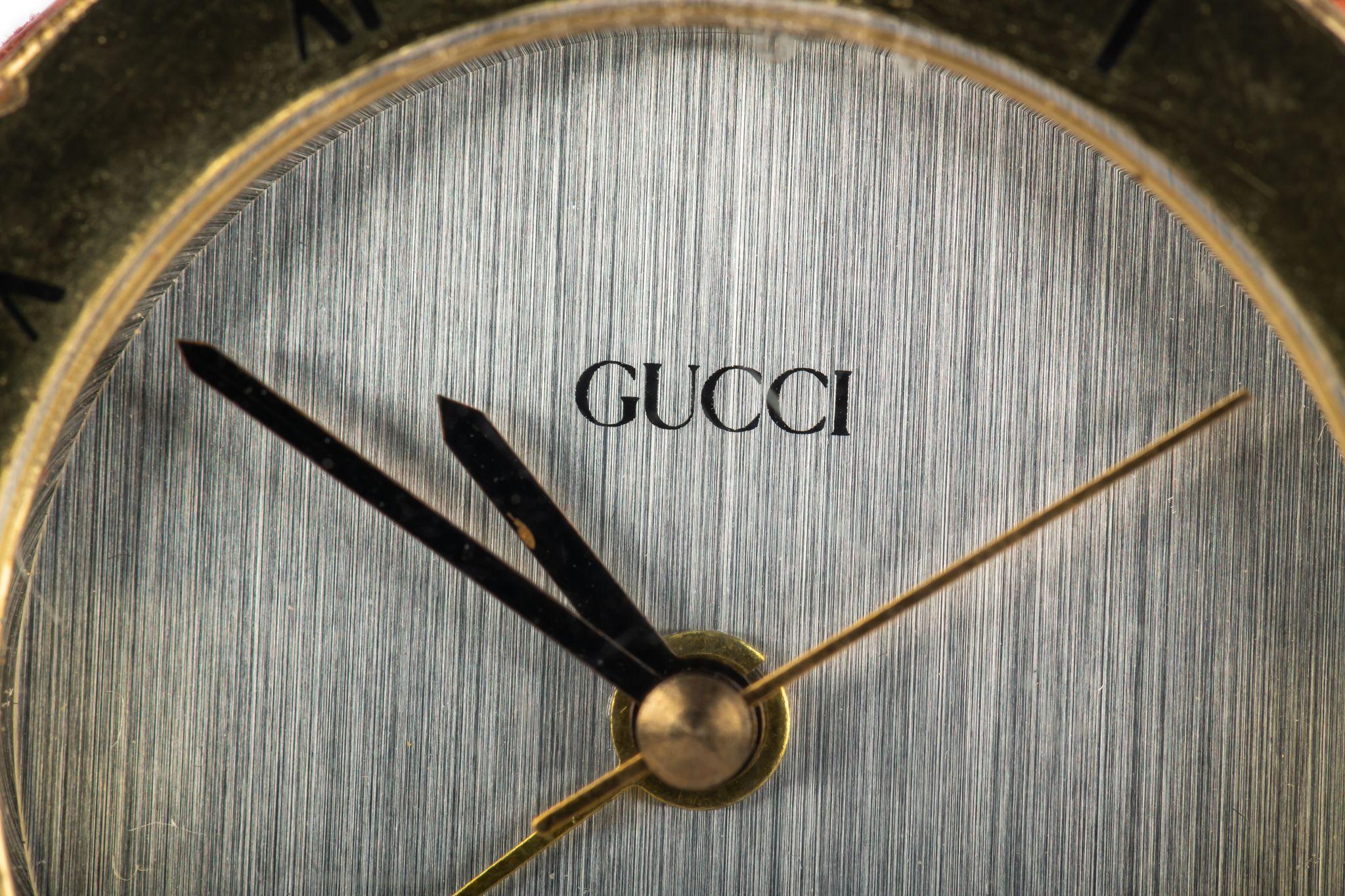 Gucci Vintage Table Or Travel Clock In Good Condition For Sale In West Hollywood, CA