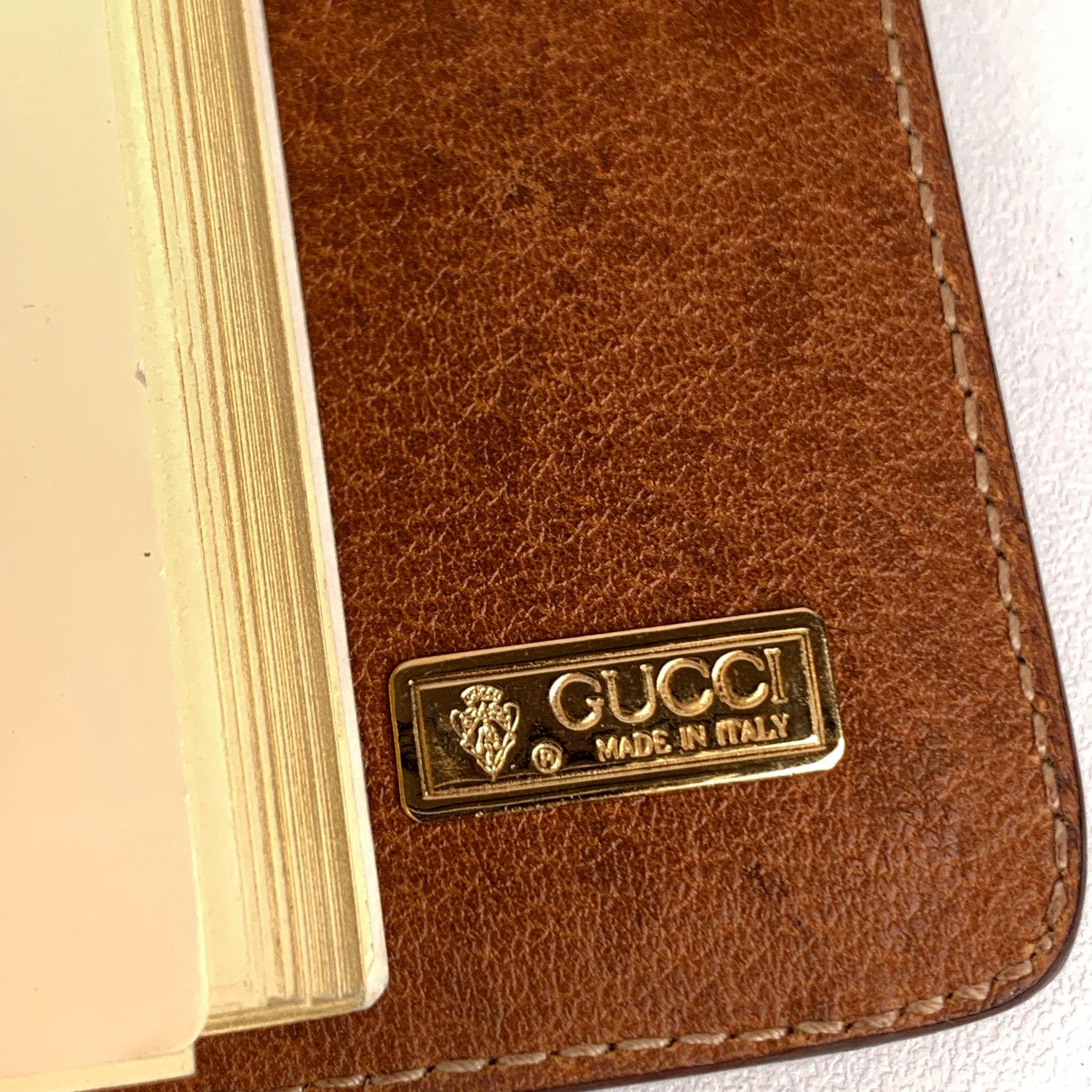 Women's or Men's Gucci Vintage Tan Leather 5 Ring 1988 Agenda with Pen
