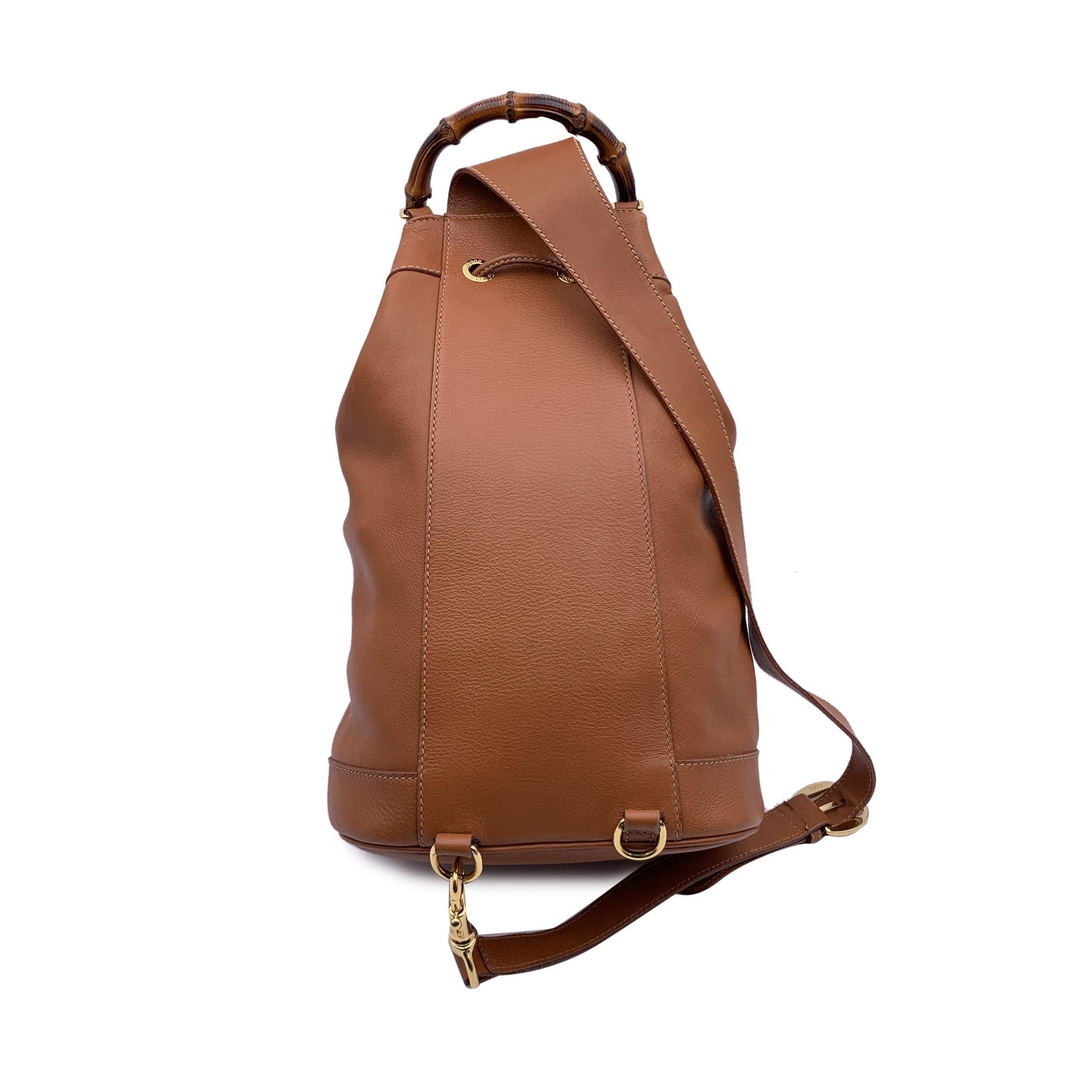 Gucci Vintage Tan Leather Bamboo Bucket One Shoulder Backpack In Good Condition In Rome, Rome