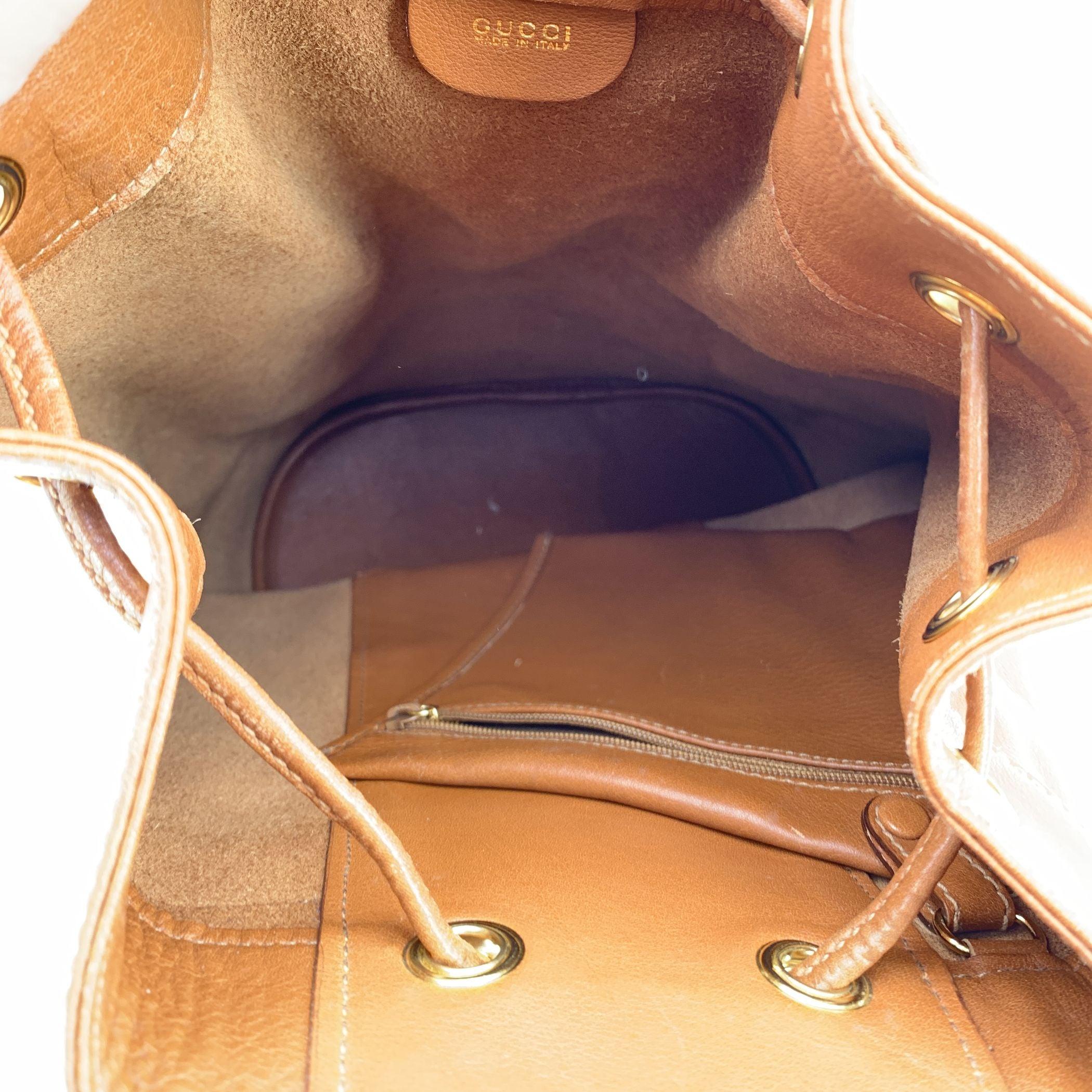 Gucci Vintage Tan Leather Bamboo Bucket One Shoulder Backpack For Sale 1