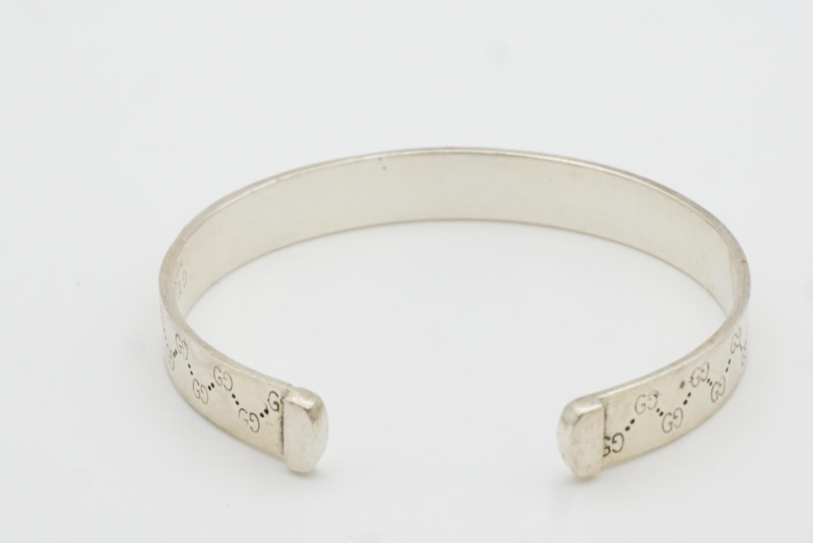 Gucci Vintage Unisex Double Logo Engraved GG Chunky Silver Cuff Bangle Bracelet For Sale 9