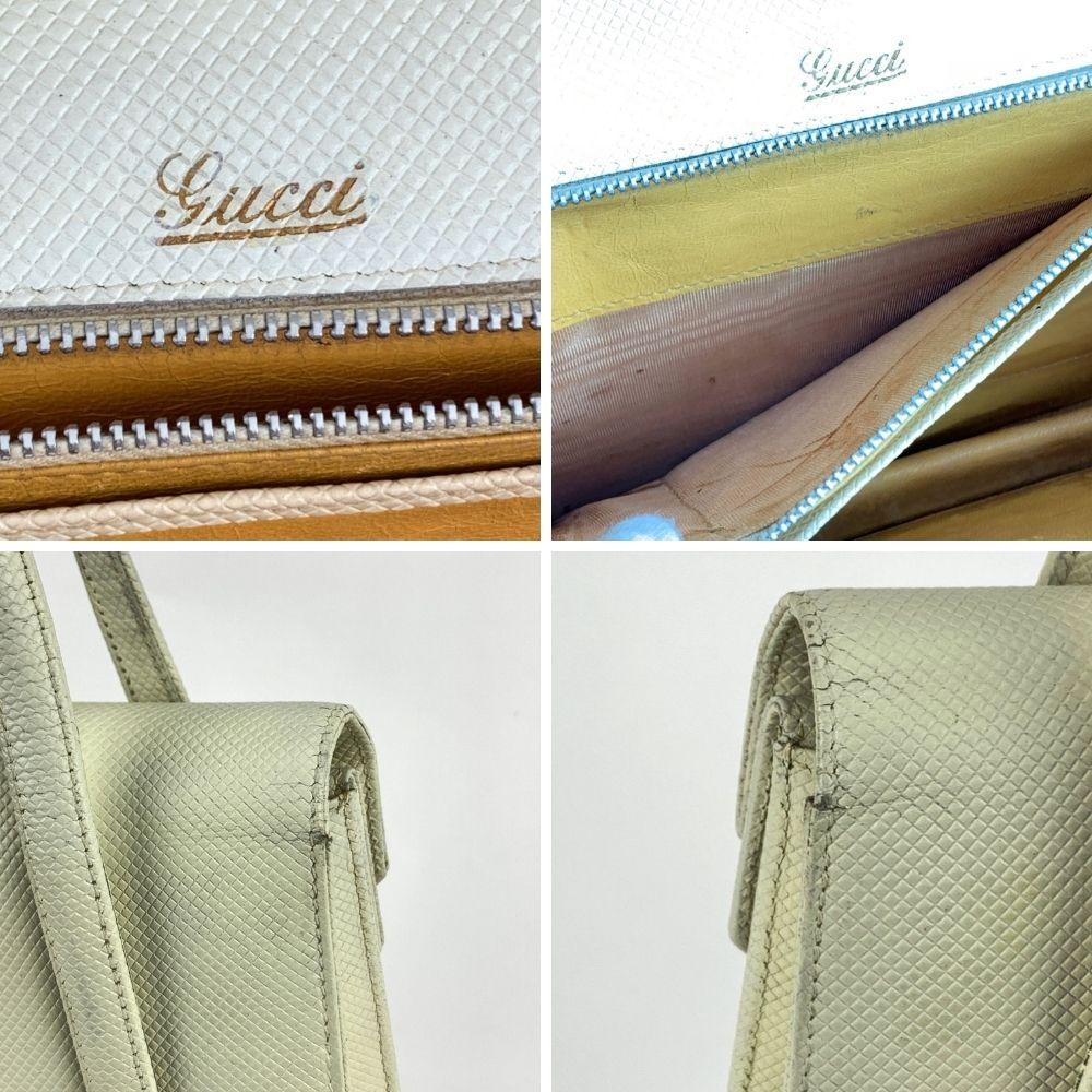 vintage white handbag