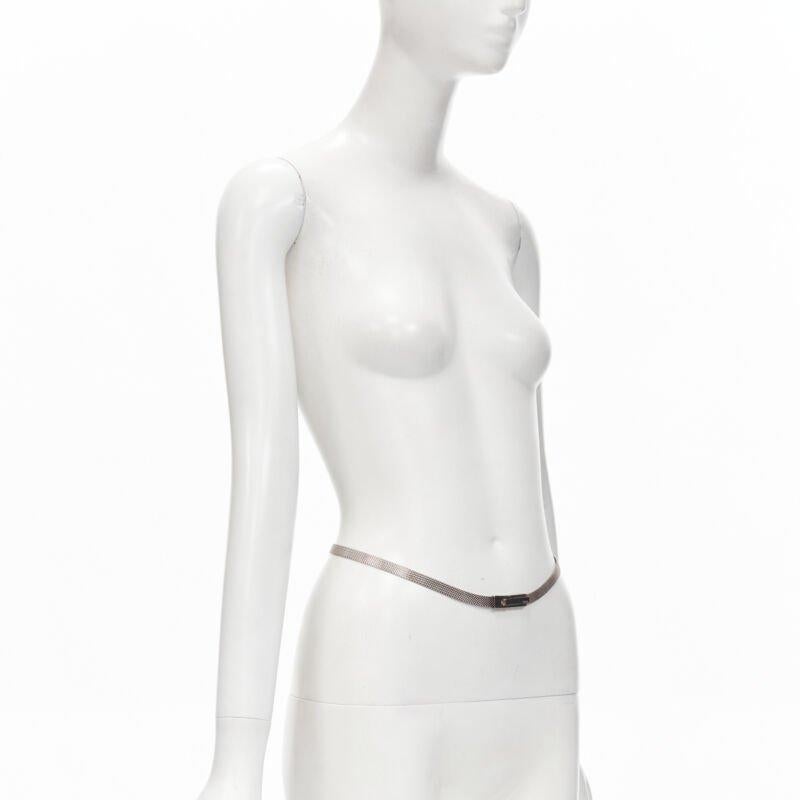 Silver GUCCI Vintage Y2K silver tone interlocking GG logo buckle chainmail skinny belt For Sale